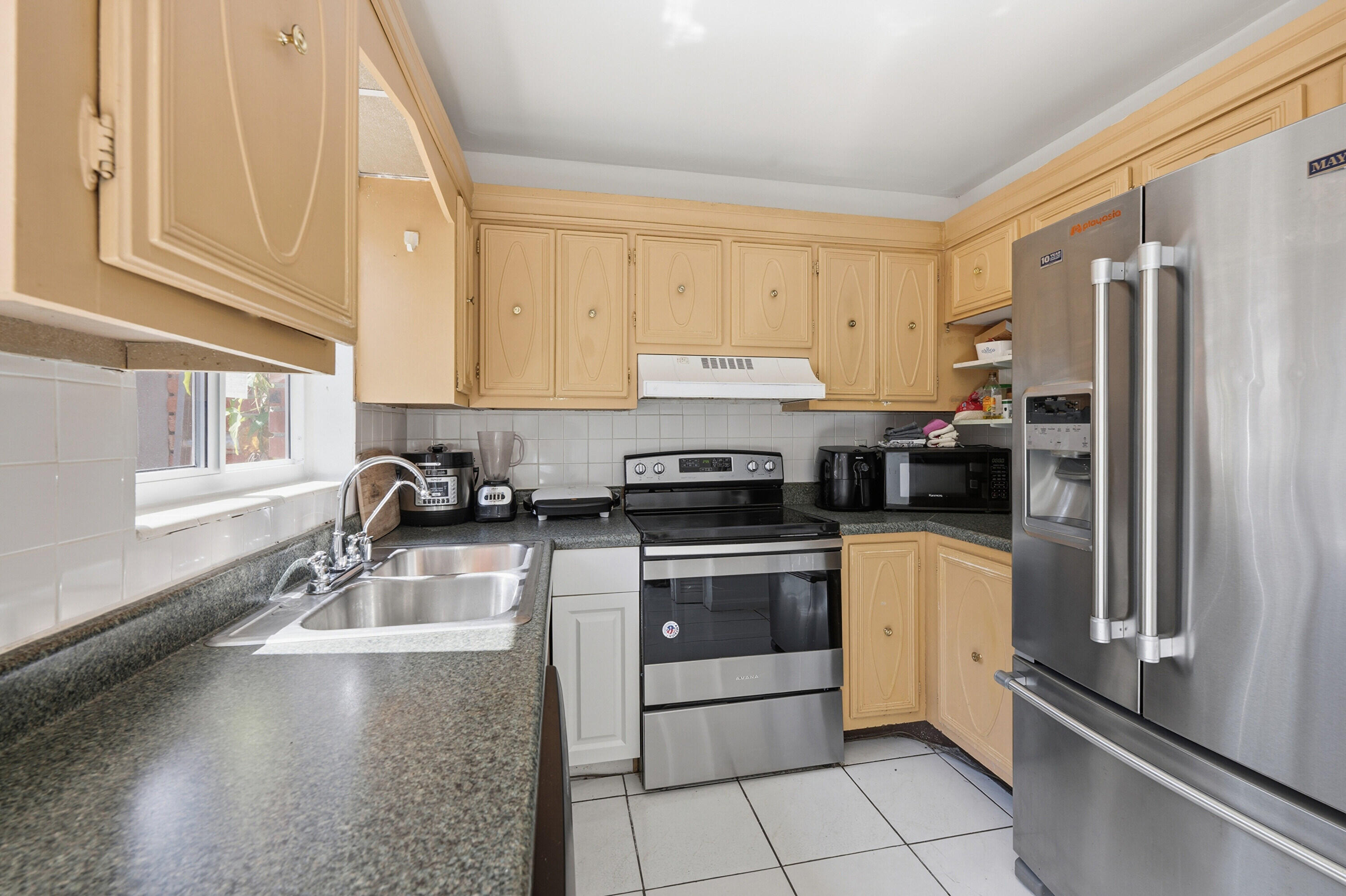 MANOR GROVE VILLAGE THREE CONDO - Residential