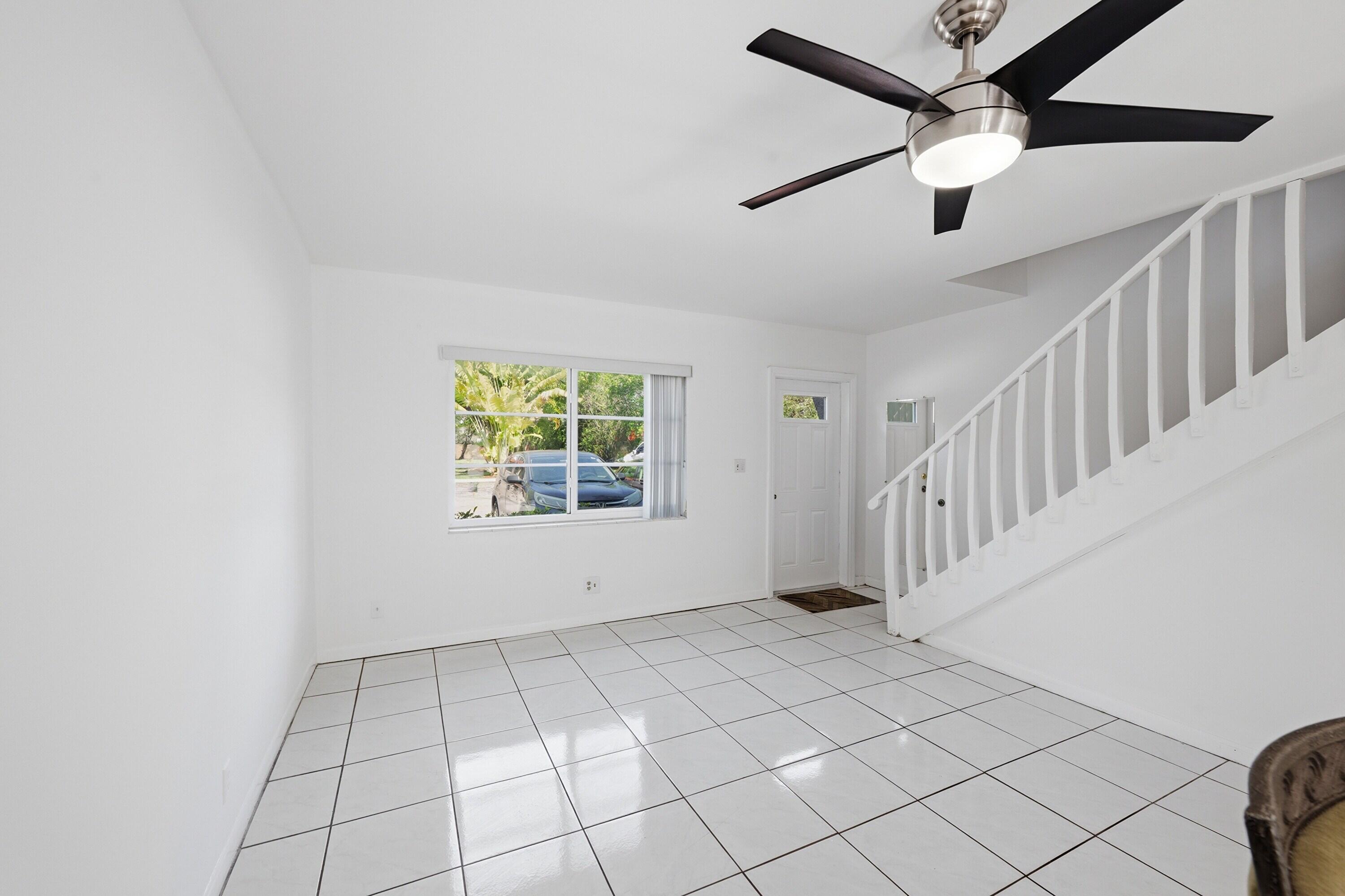 MANOR GROVE VILLAGE THREE CONDO - Residential