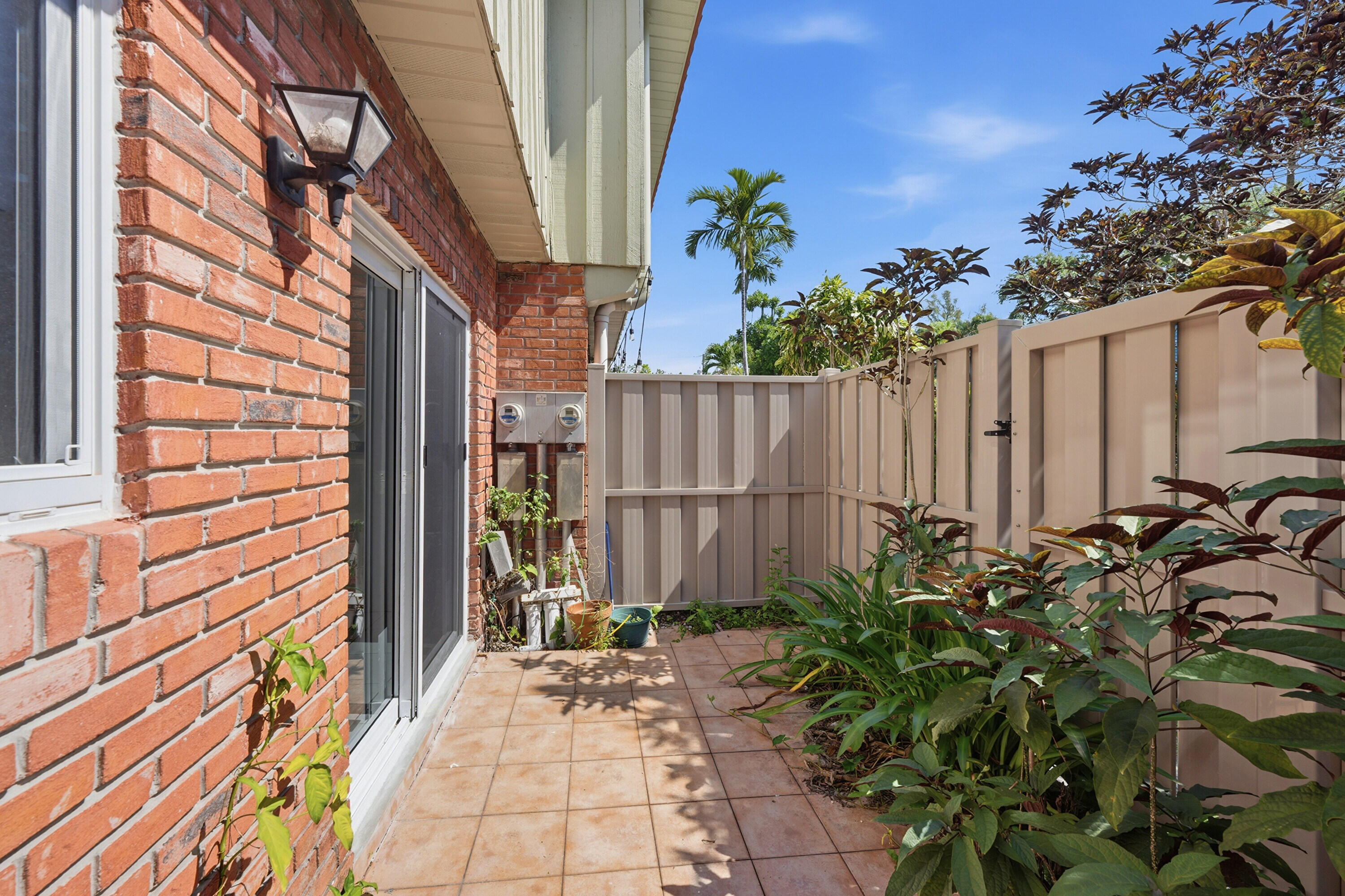 MANOR GROVE VILLAGE THREE CONDO - Residential
