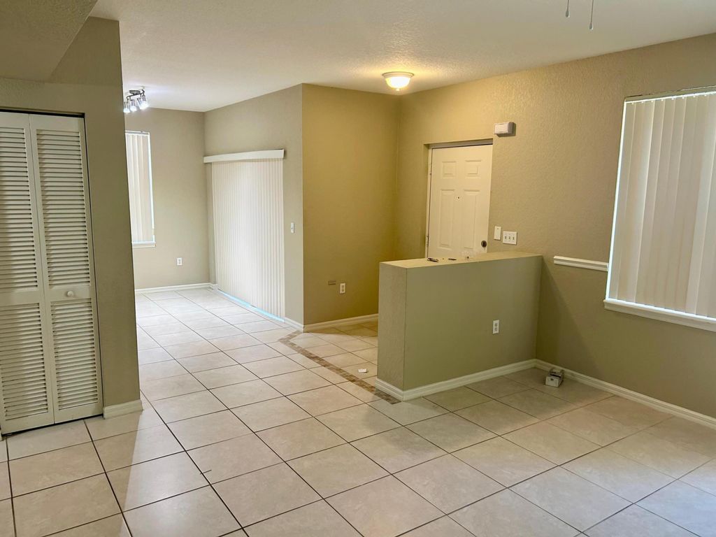 Photo of 6554 W Sample Road #6554, Coral Springs, FL 33067 (MLS # B26003514)