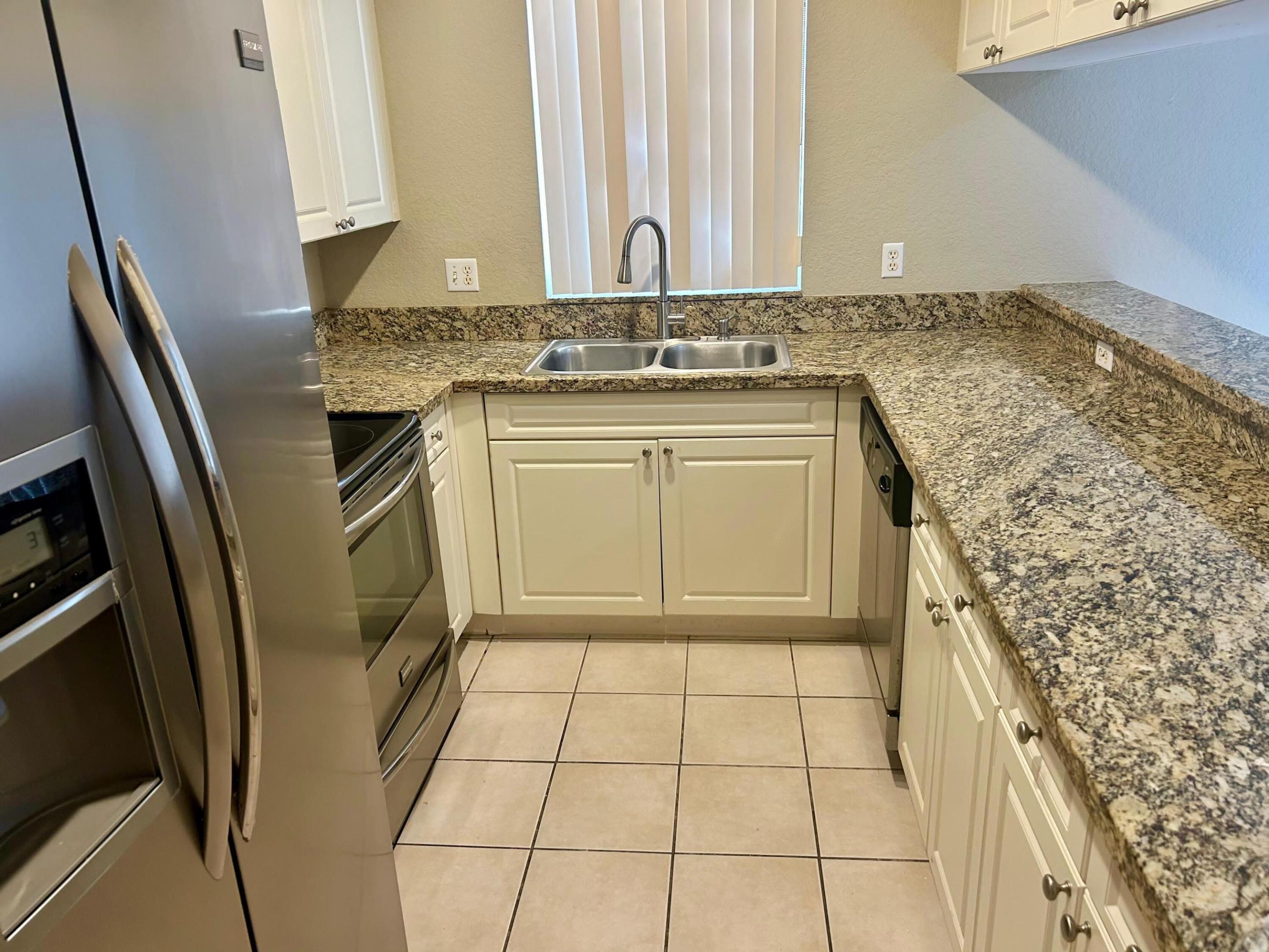 CYPRESS POINTE AT CORAL SPRINGS - Residential