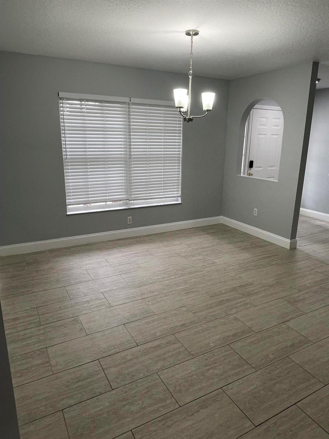 PAAR ESTATES - Residential Lease