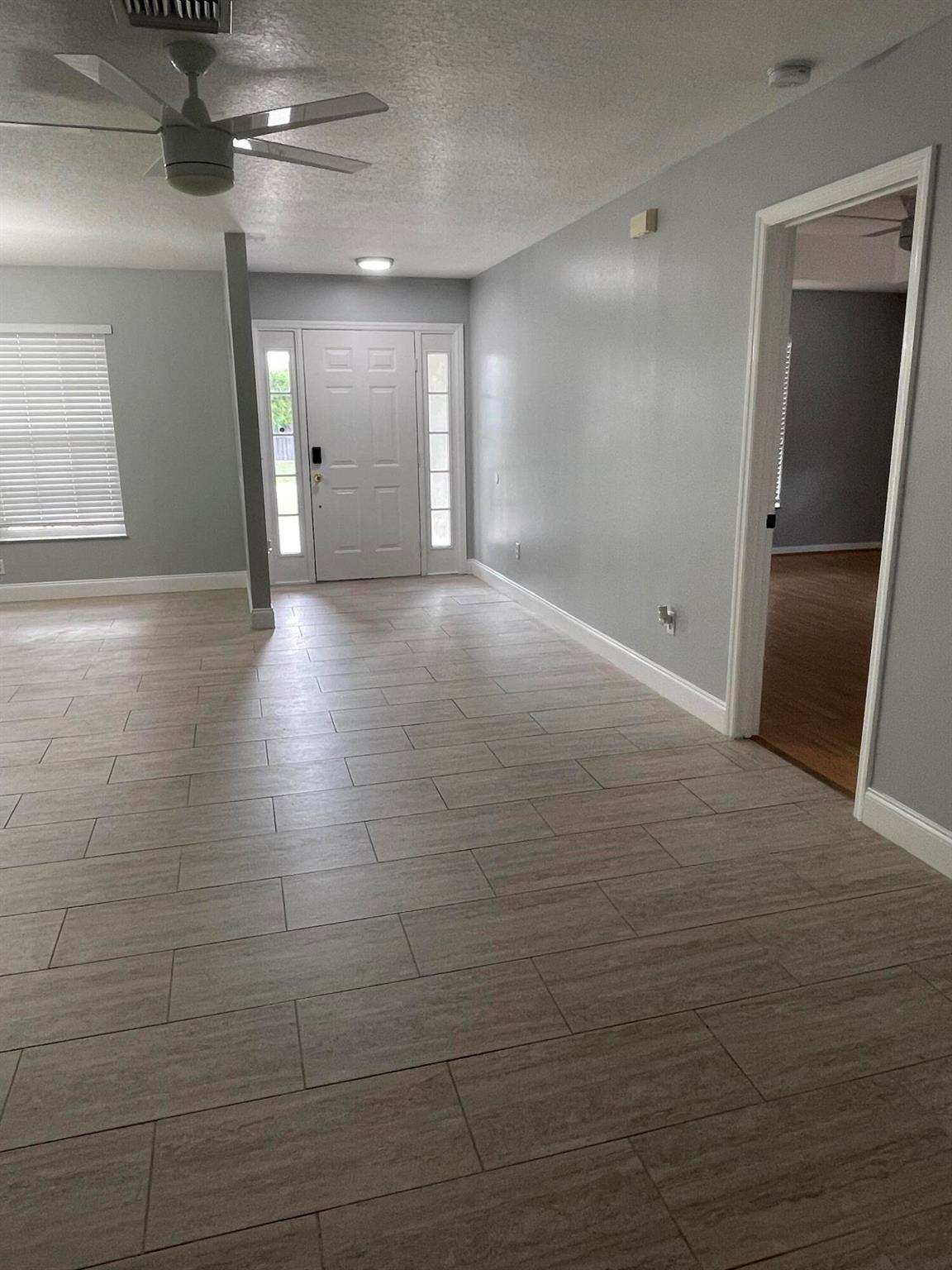 PAAR ESTATES - Residential Lease
