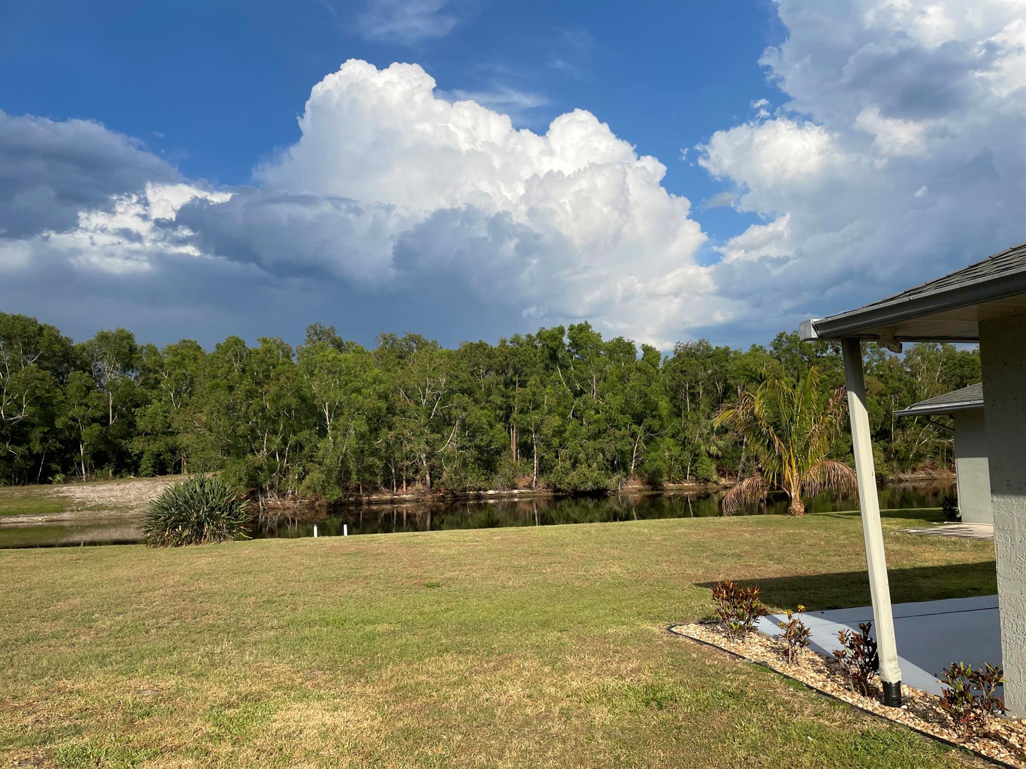 PAAR ESTATES - Residential Lease