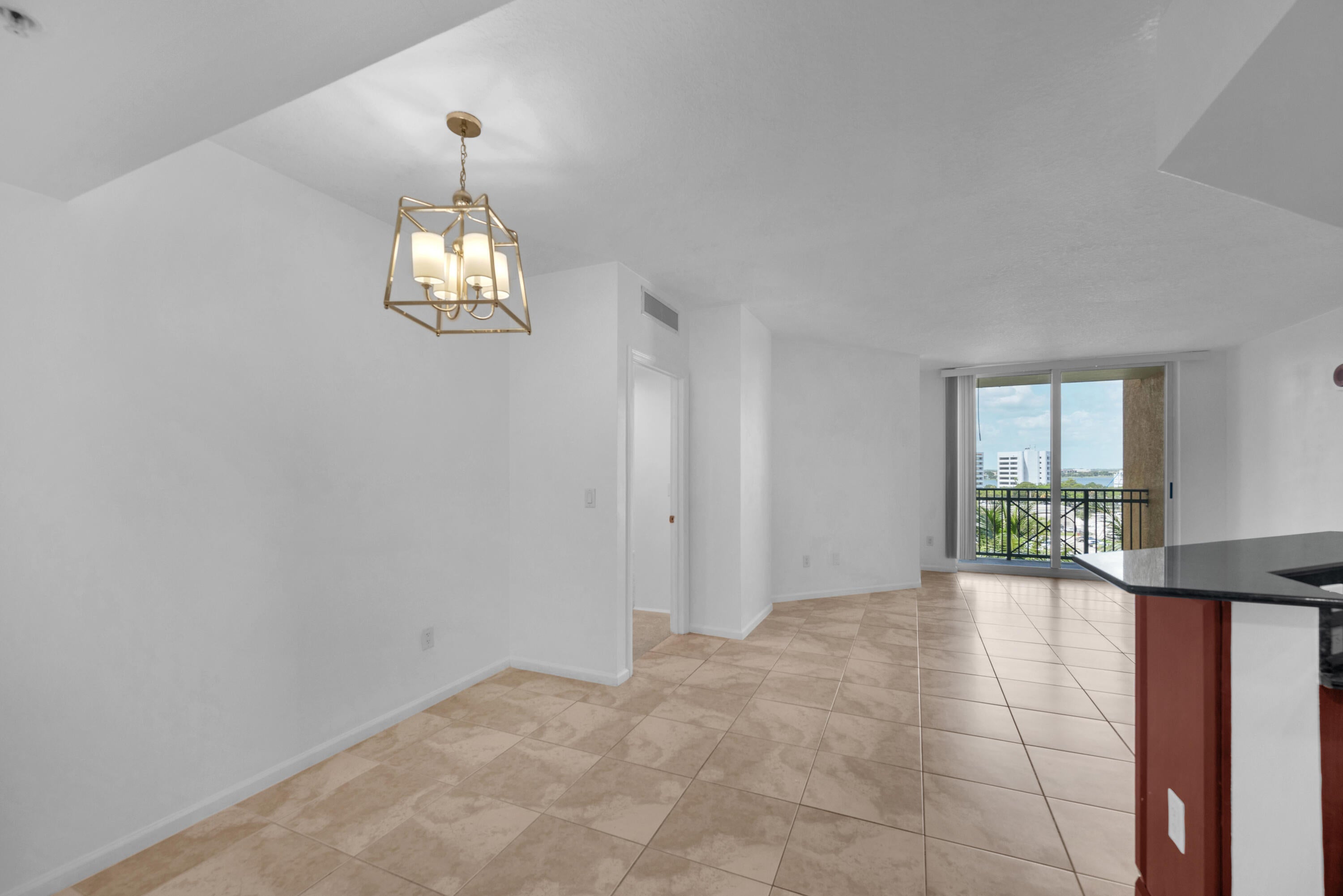 403 S Sapodilla Avenue 612