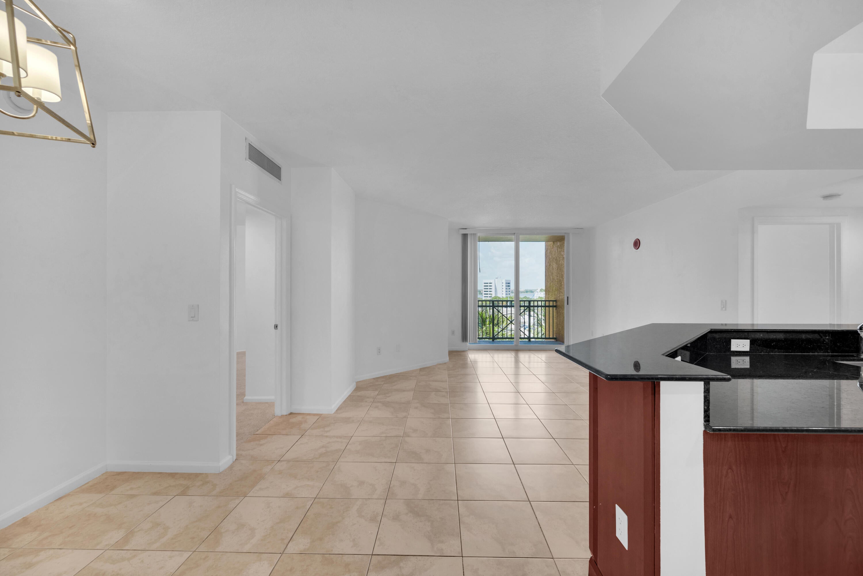403 S Sapodilla Avenue 612