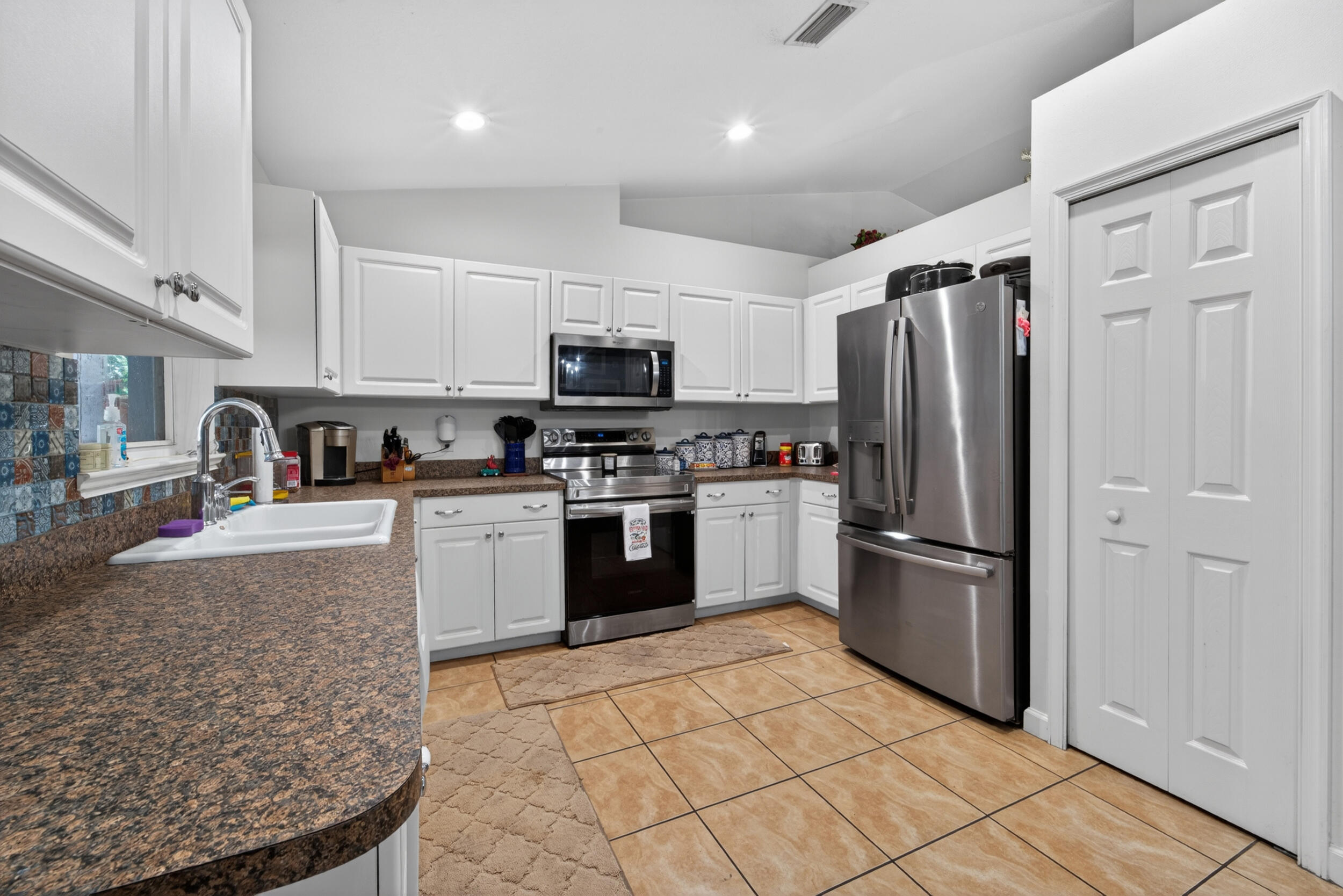 OSCEOLA ESTATES II - Residential