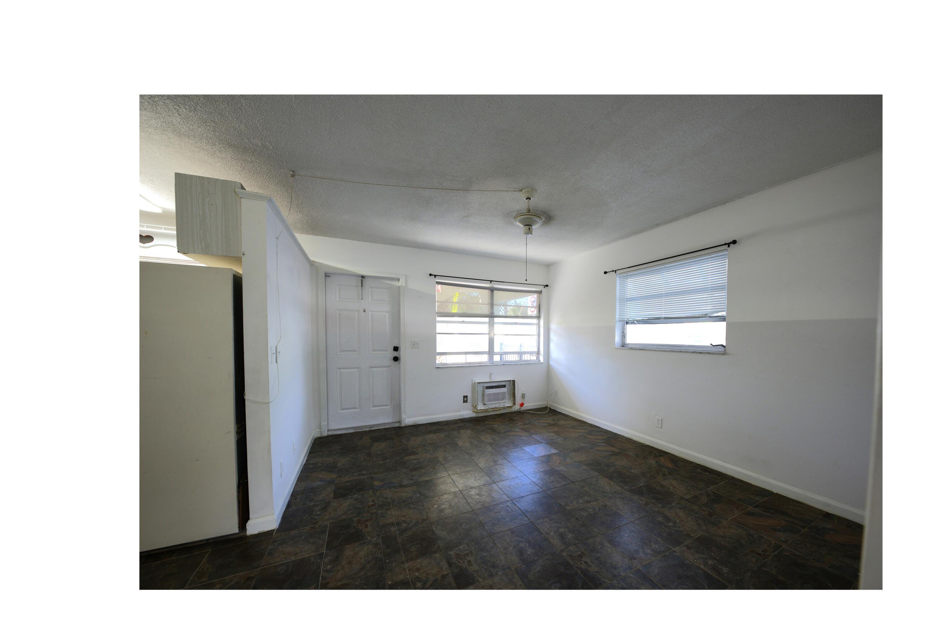 TOWNSITE APTS ONE CONDO - Residential