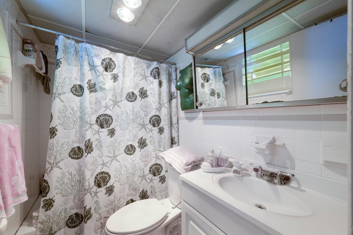 TOWNSITE APTS ONE CONDO - Residential