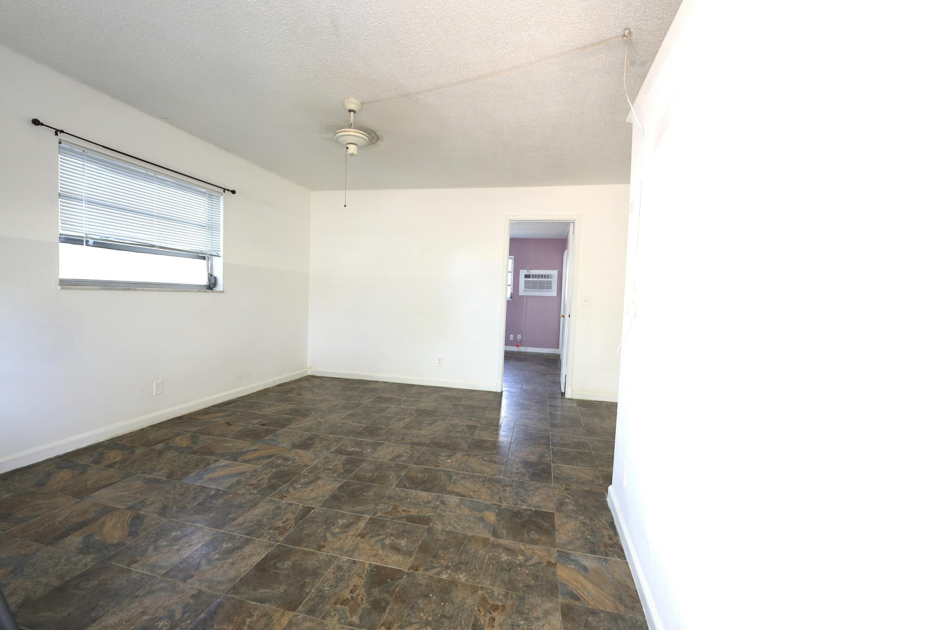 TOWNSITE APTS ONE CONDO - Residential