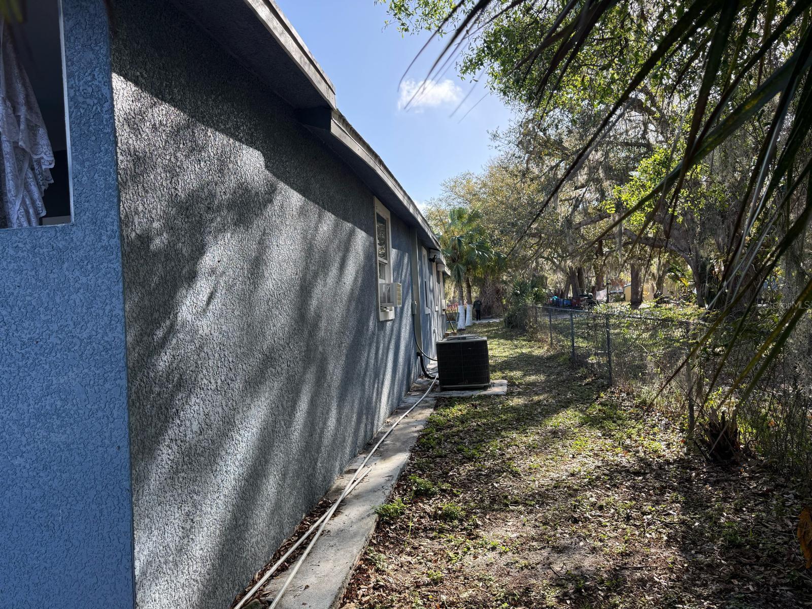 JOE LOUIS FARMS - Residential