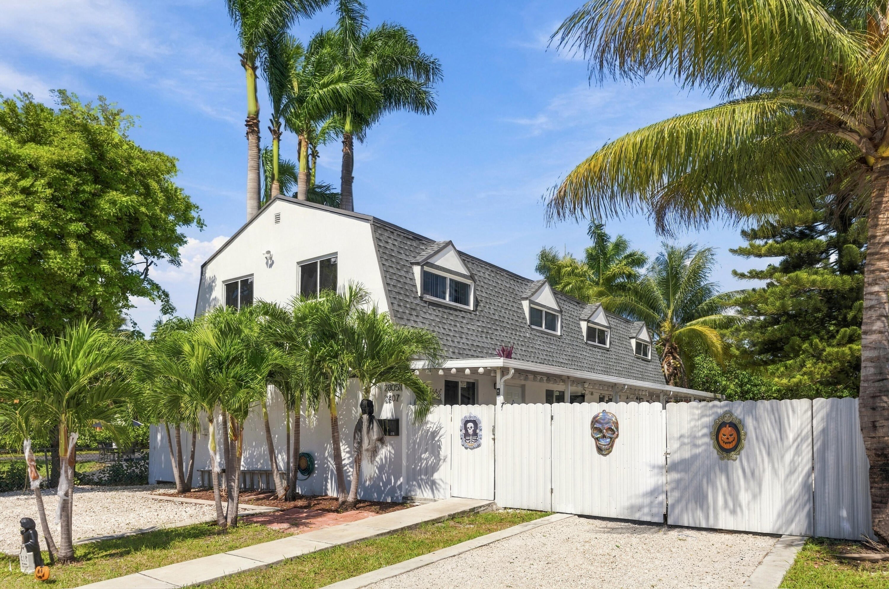 2805 NW 11th Street