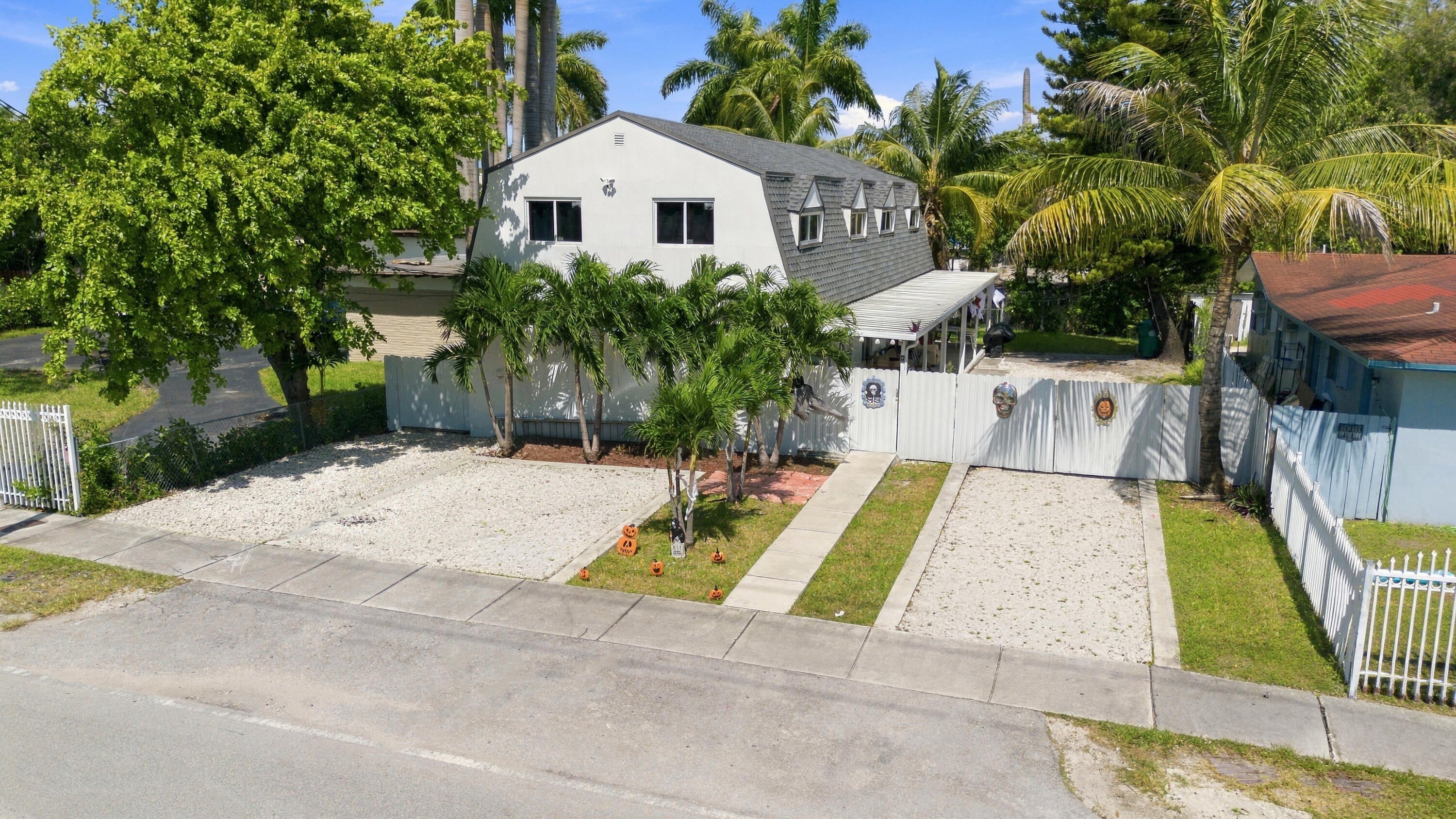 2805 NW 11th Street
