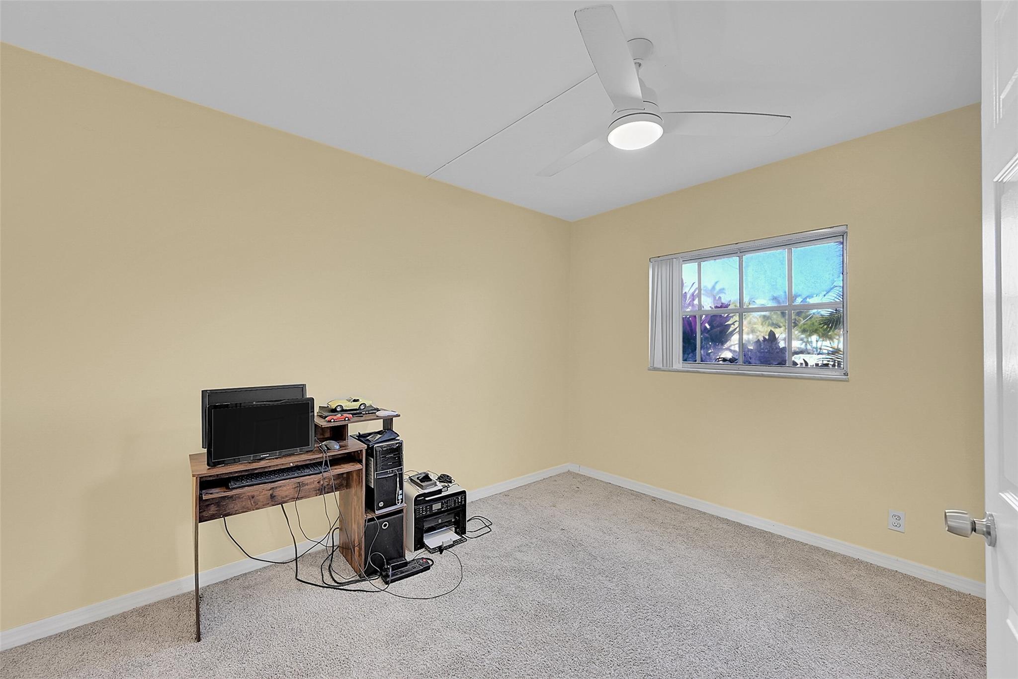 Cypress Lake East - Residential