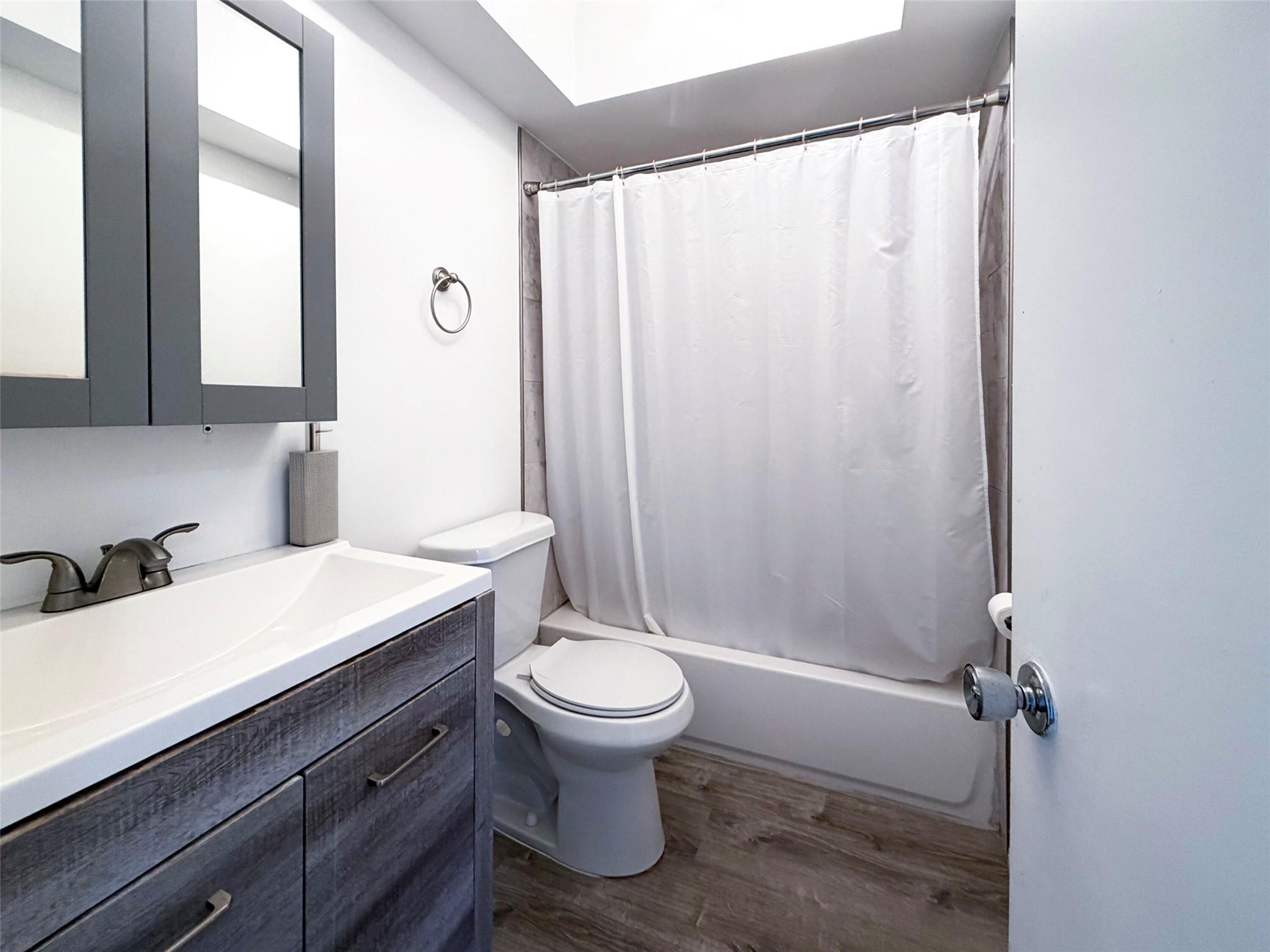 Cypress Lake East - Residential