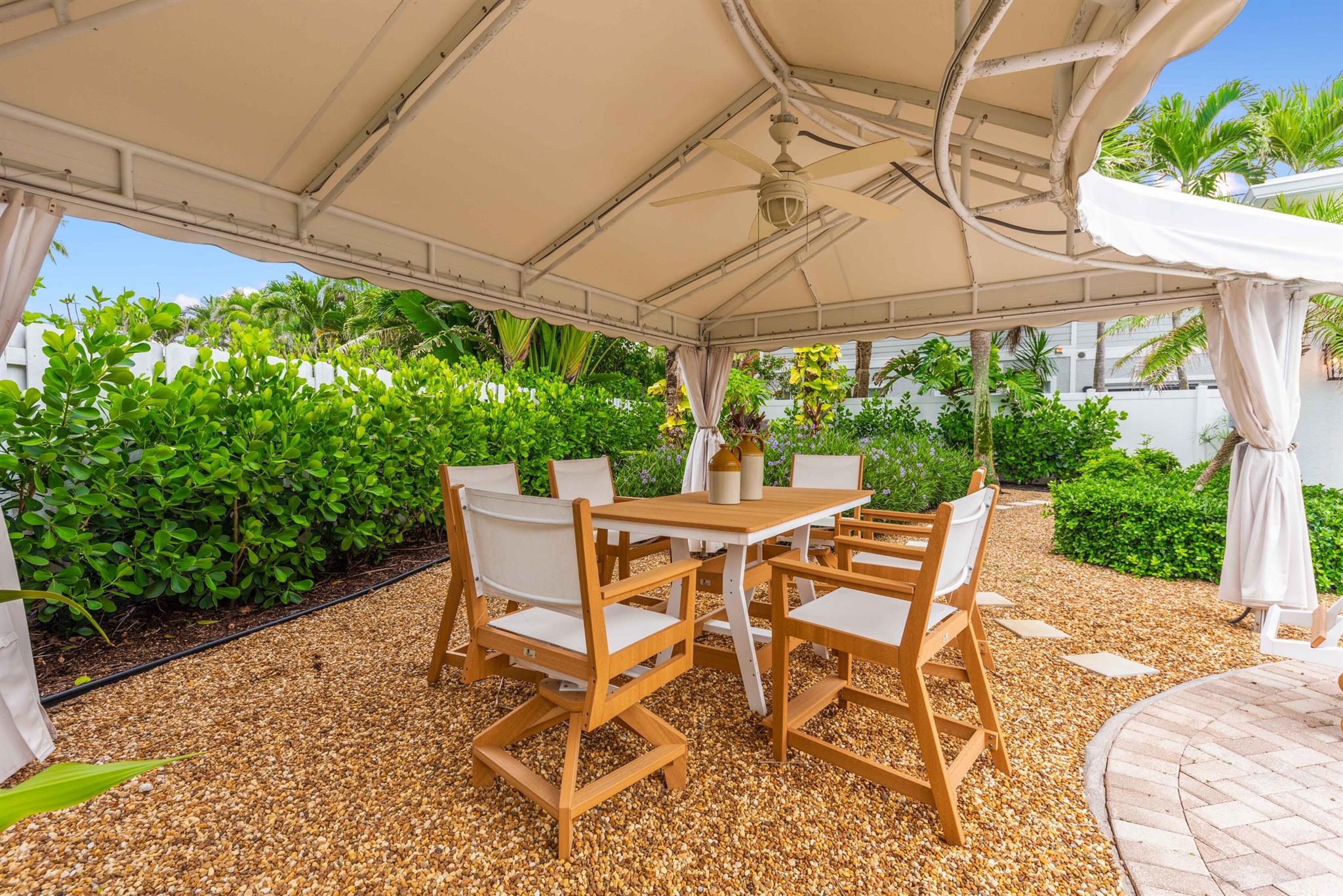 JUPITER INLET COLONY - Residential