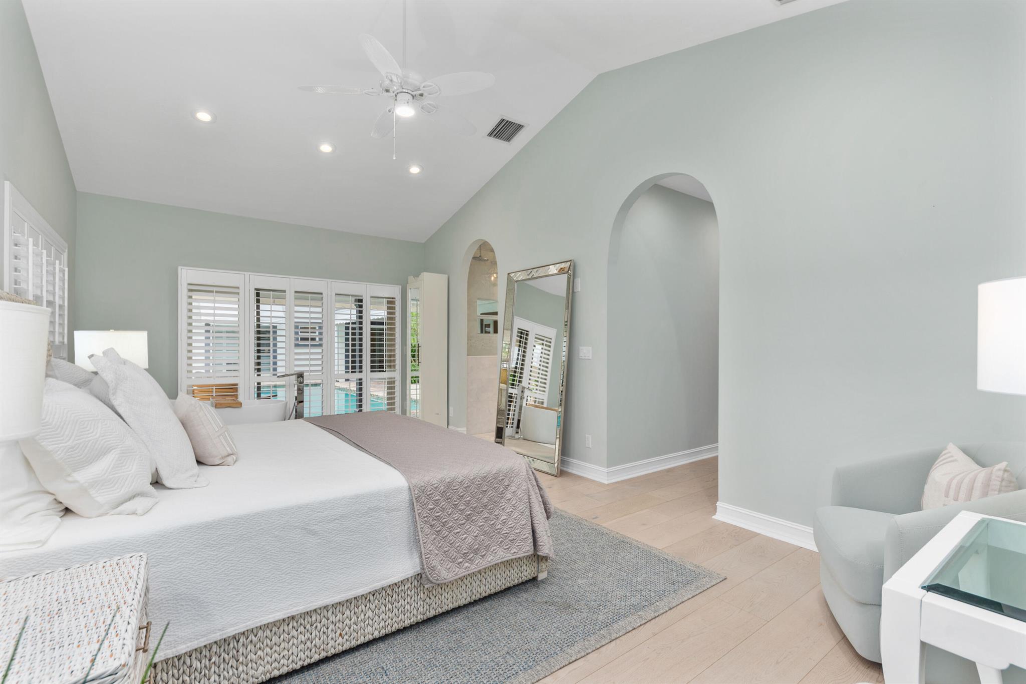 JUPITER INLET COLONY - Residential