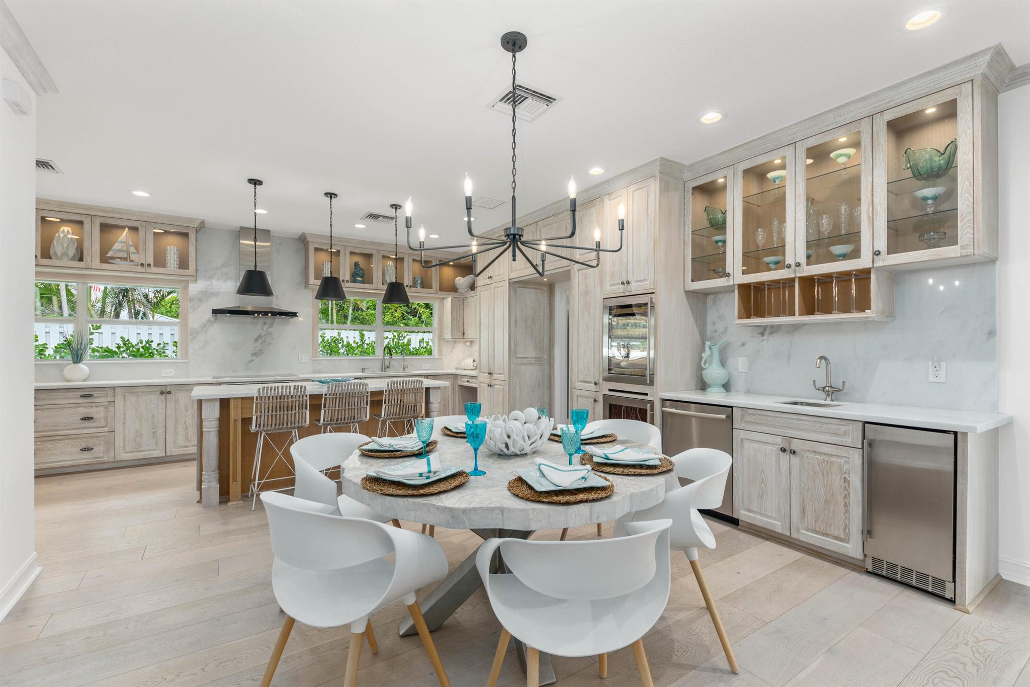 JUPITER INLET COLONY - Residential