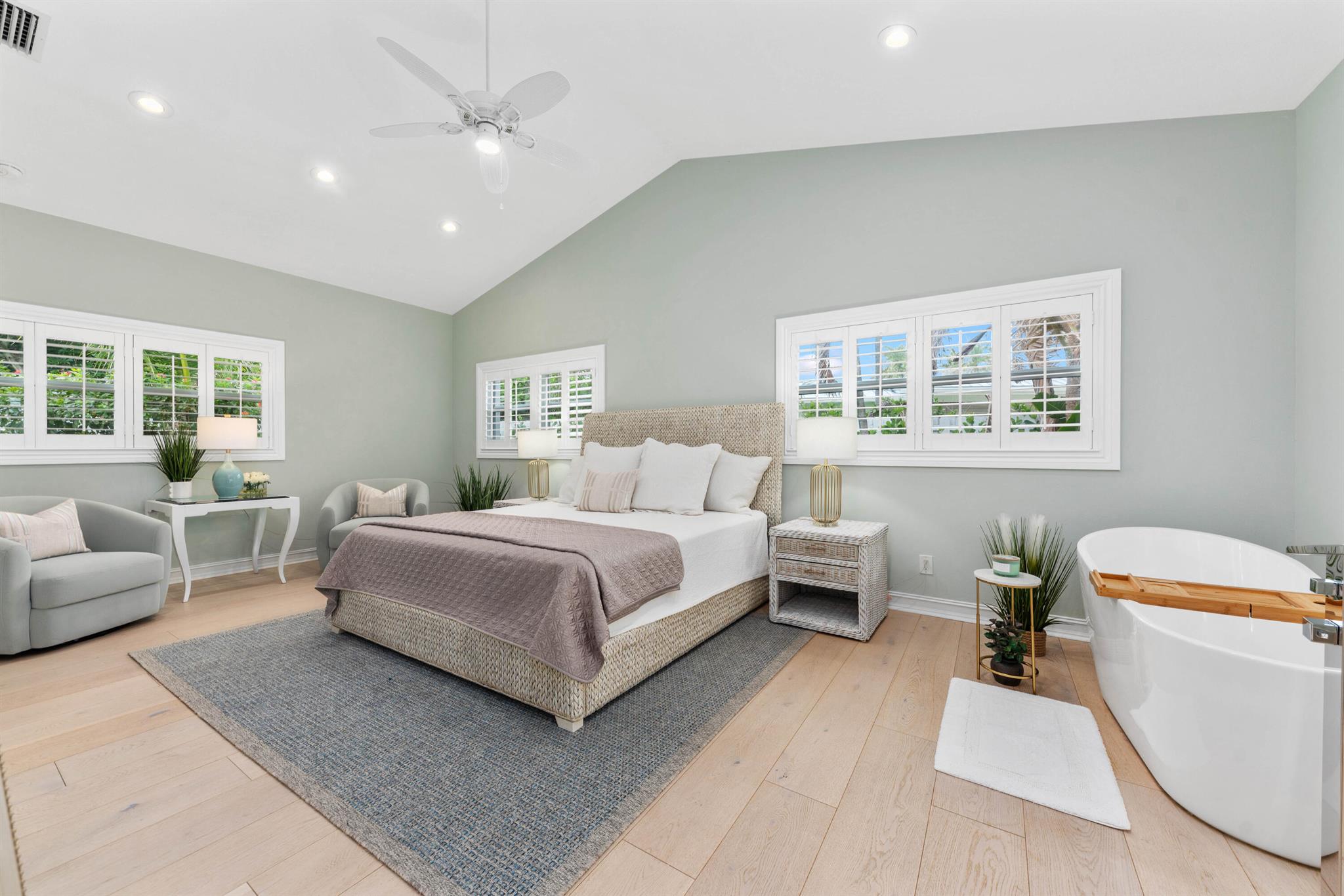 JUPITER INLET COLONY - Residential