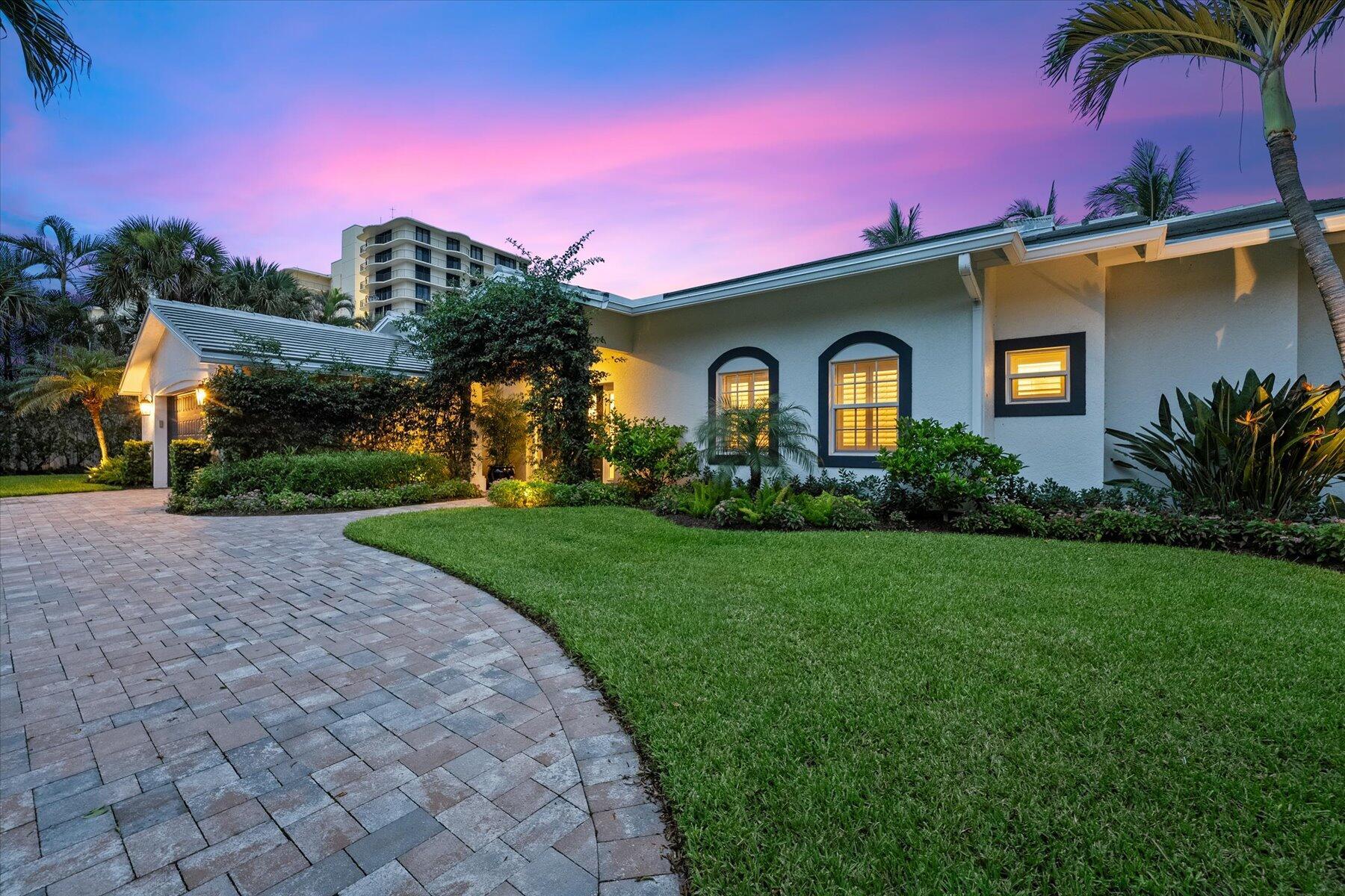 JUPITER INLET COLONY - Residential