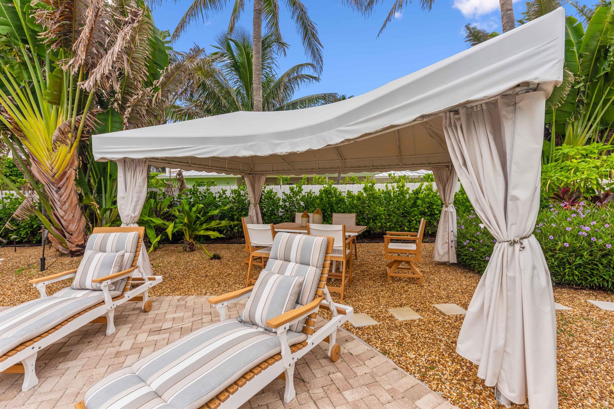 JUPITER INLET COLONY - Residential