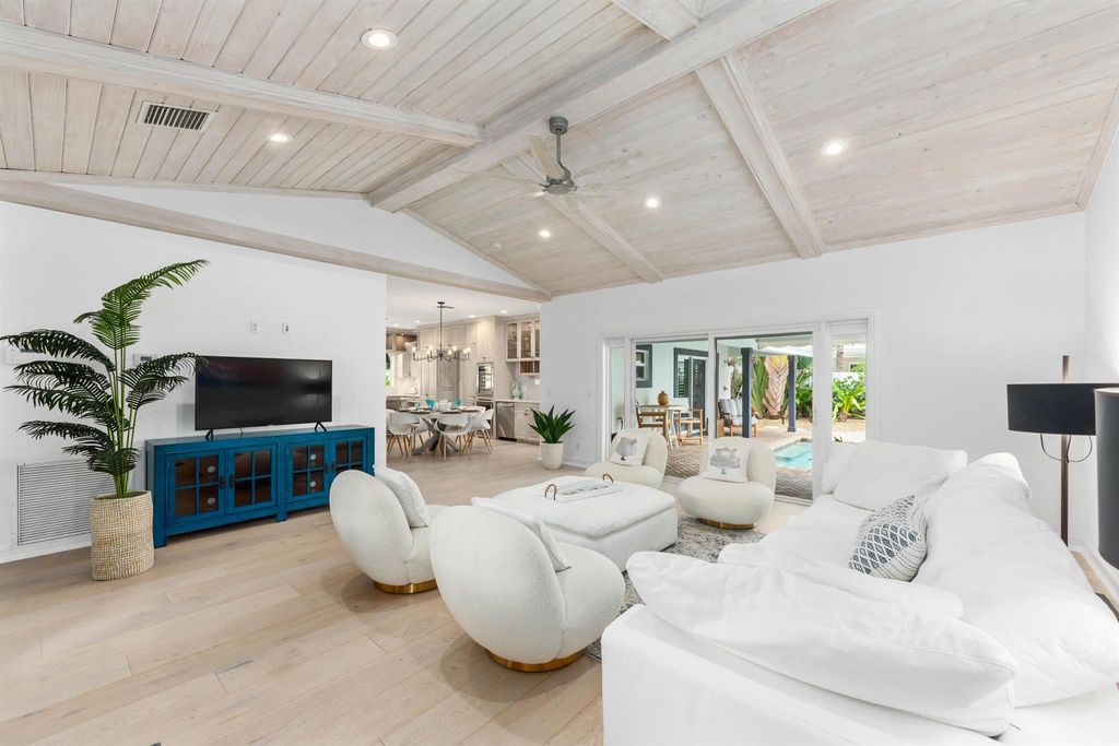 Photo of 51 Colony Road, Jupiter Inlet Colony, FL 33469 (MLS # R11003780)