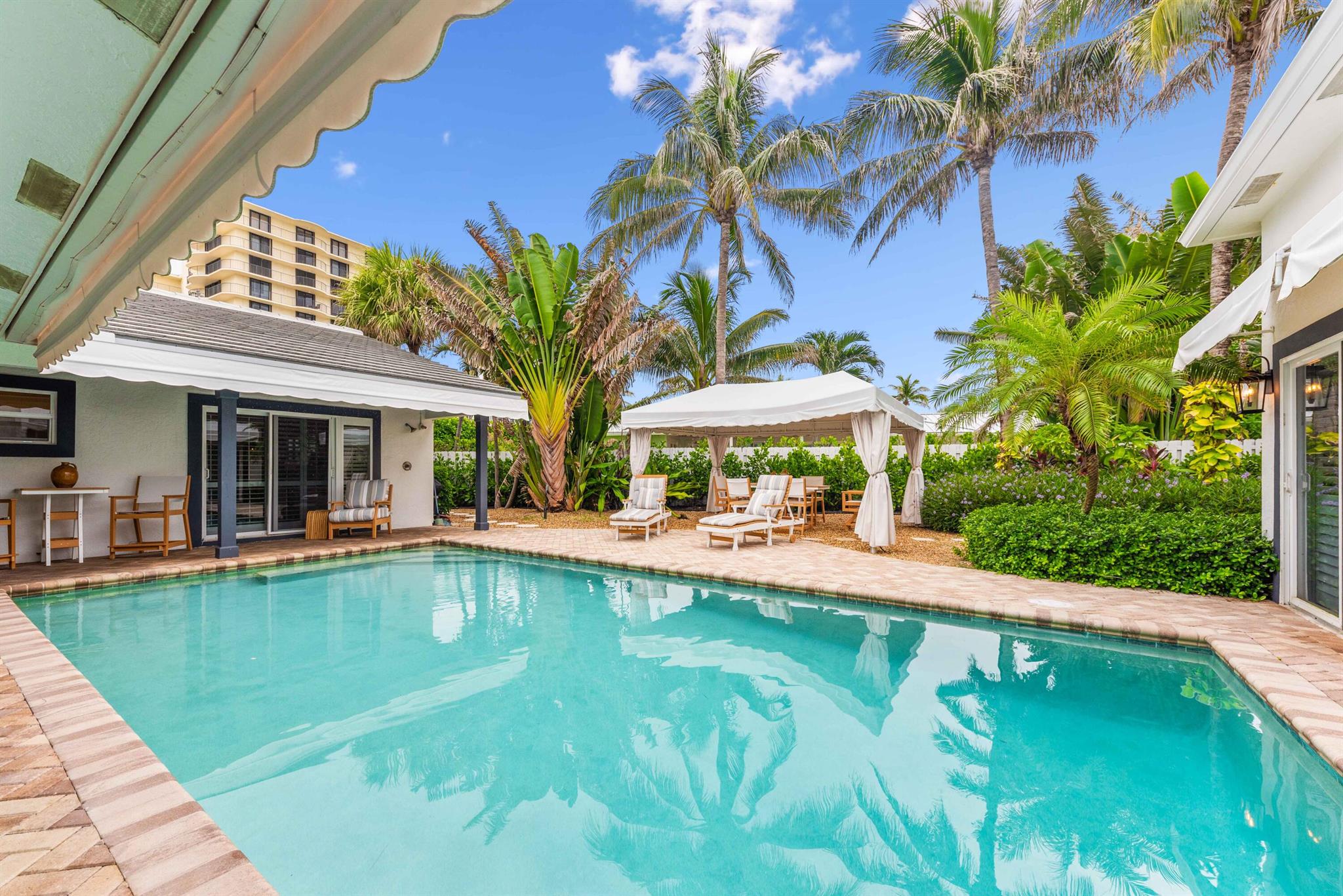 JUPITER INLET COLONY - Residential