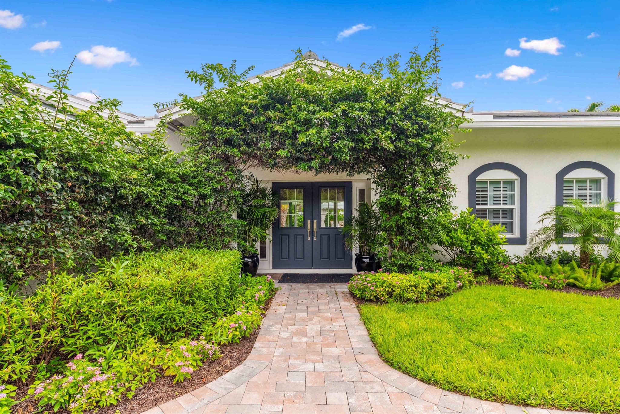 JUPITER INLET COLONY - Residential