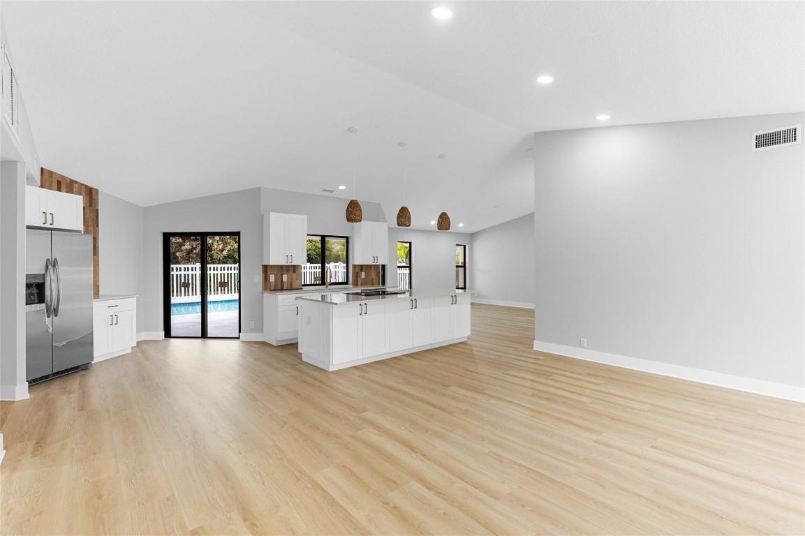 LAKES OF SHERBROOKE PH 3 - Residential