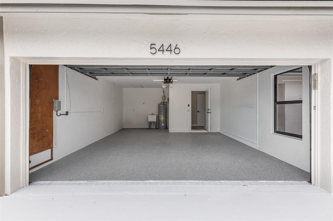 LAKES OF SHERBROOKE PH 3 - Residential