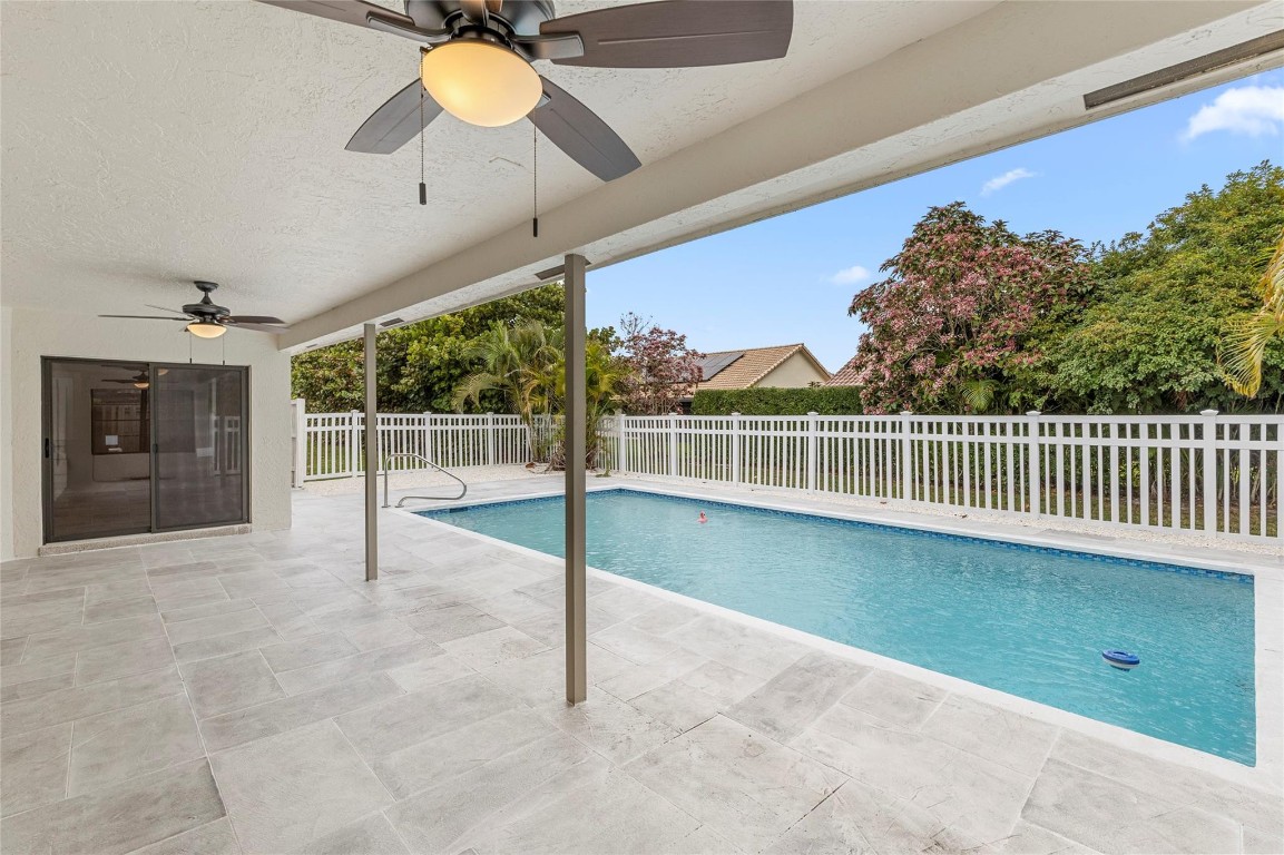 LAKES OF SHERBROOKE PH 3 - Residential