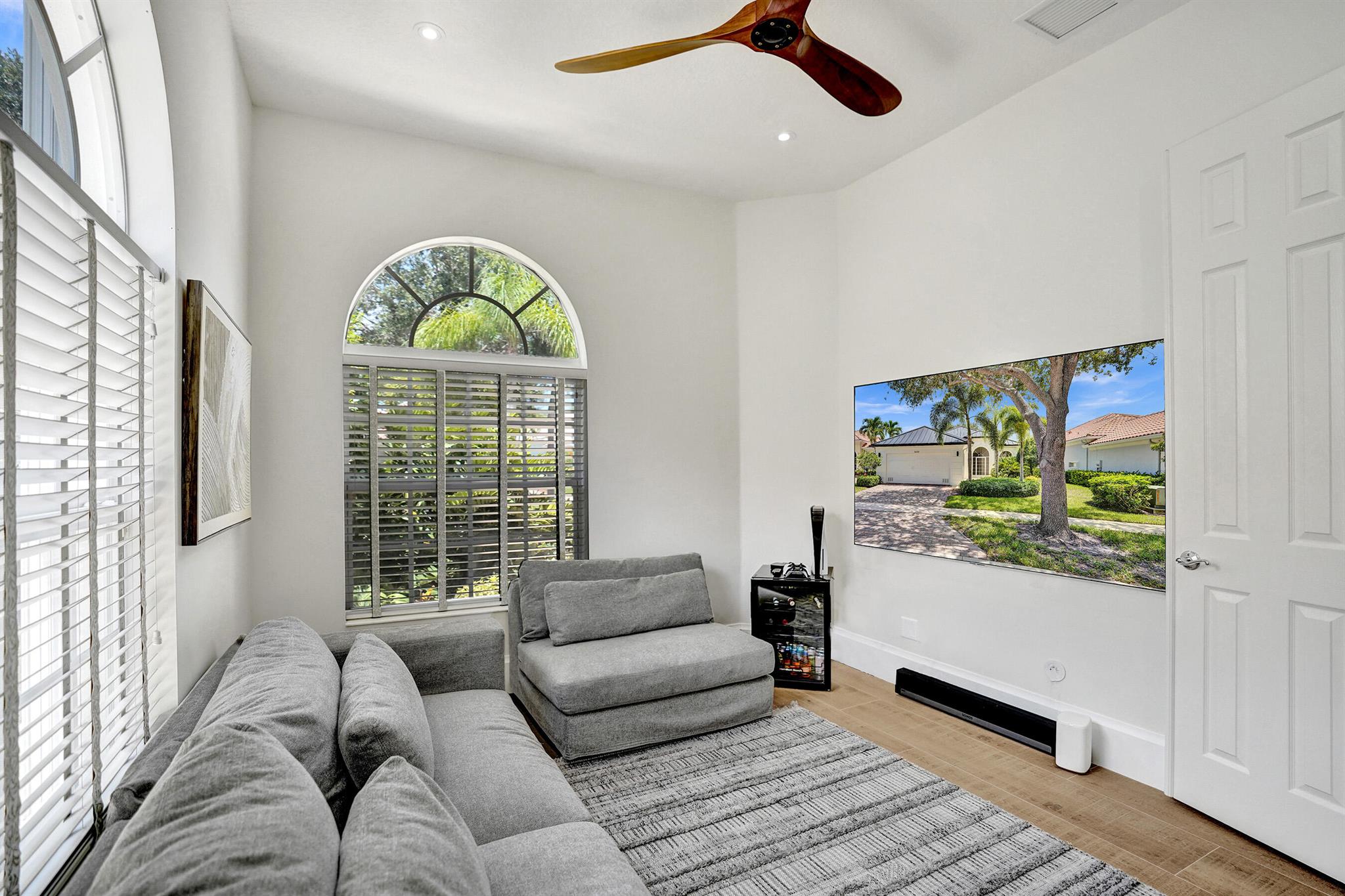 VILLAGEWALK OF WELLINGTON 5 - Residential