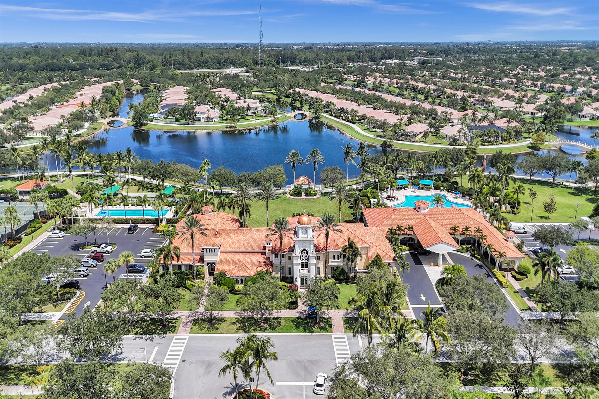 VILLAGEWALK OF WELLINGTON 5 - Residential