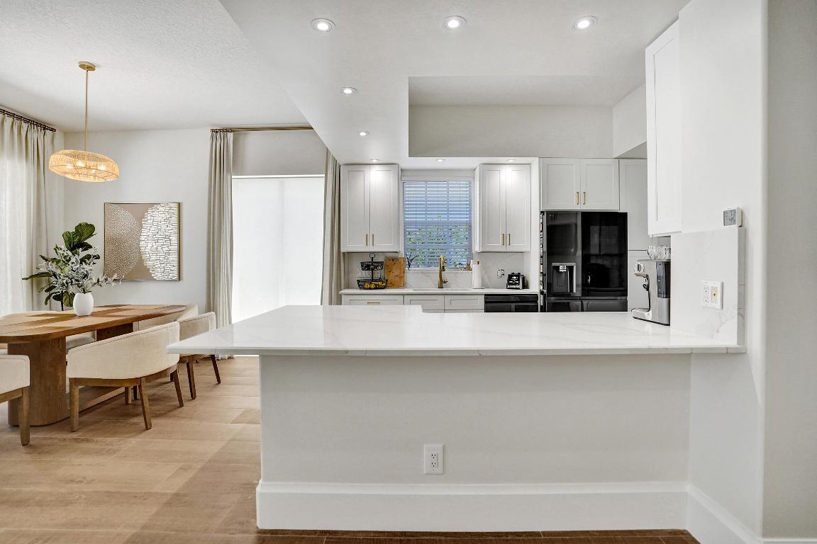 VILLAGEWALK OF WELLINGTON 5 - Residential