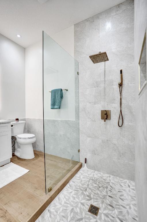 VILLAGEWALK OF WELLINGTON 5 - Residential