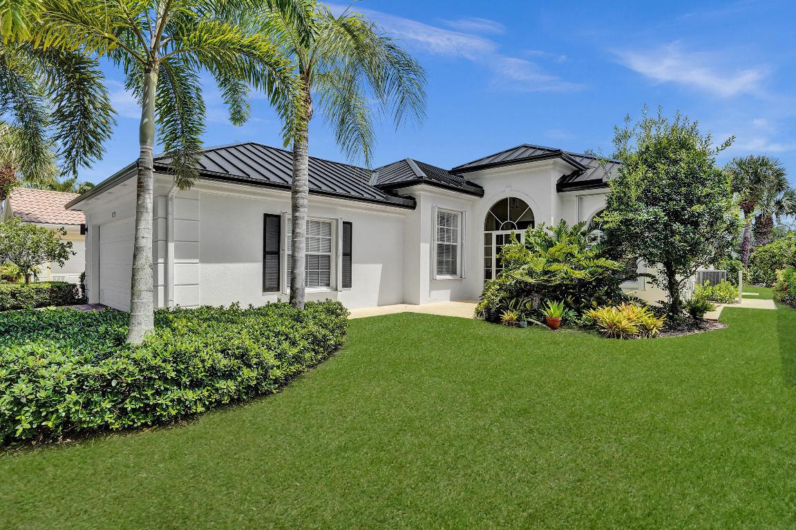 VILLAGEWALK OF WELLINGTON 5 - Residential