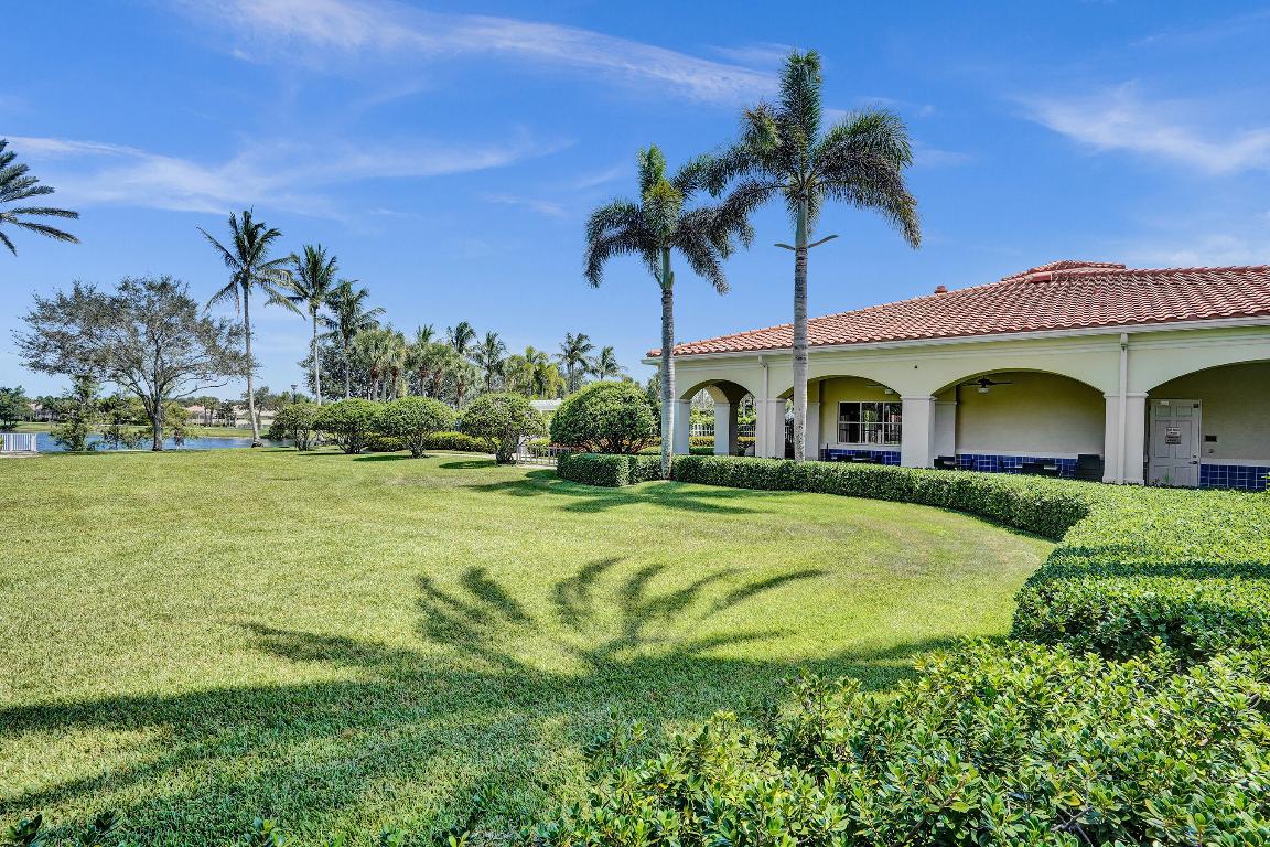 VILLAGEWALK OF WELLINGTON 5 - Residential