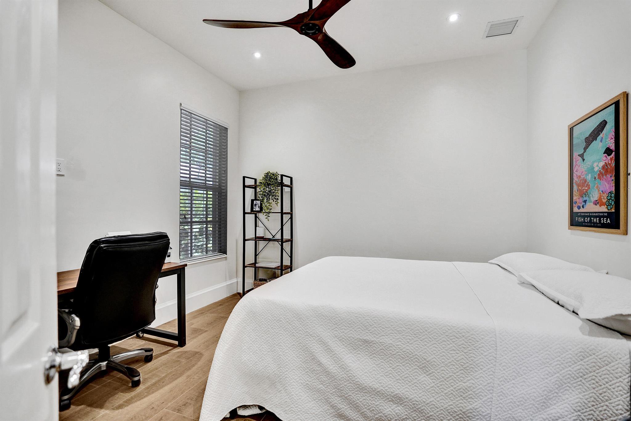 VILLAGEWALK OF WELLINGTON 5 - Residential