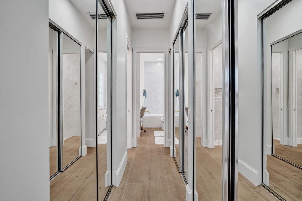 VILLAGEWALK OF WELLINGTON 5 - Residential