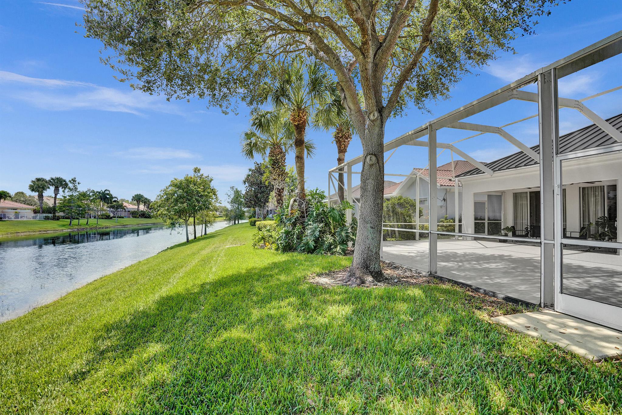 VILLAGEWALK OF WELLINGTON 5 - Residential