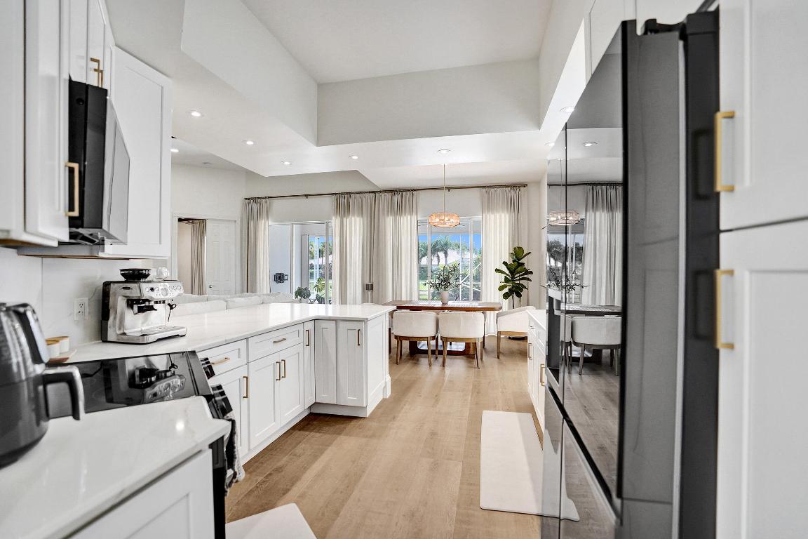 VILLAGEWALK OF WELLINGTON 5 - Residential