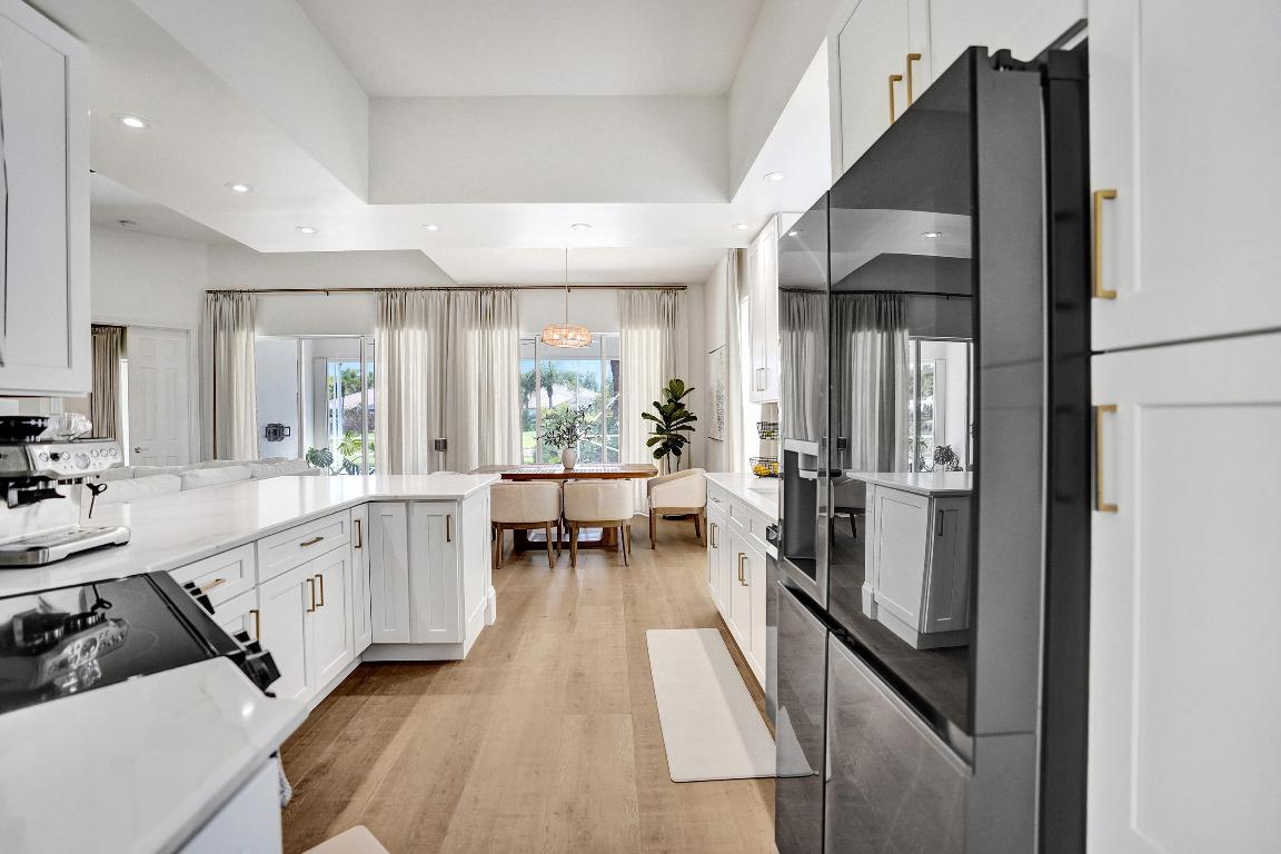 VILLAGEWALK OF WELLINGTON 5 - Residential