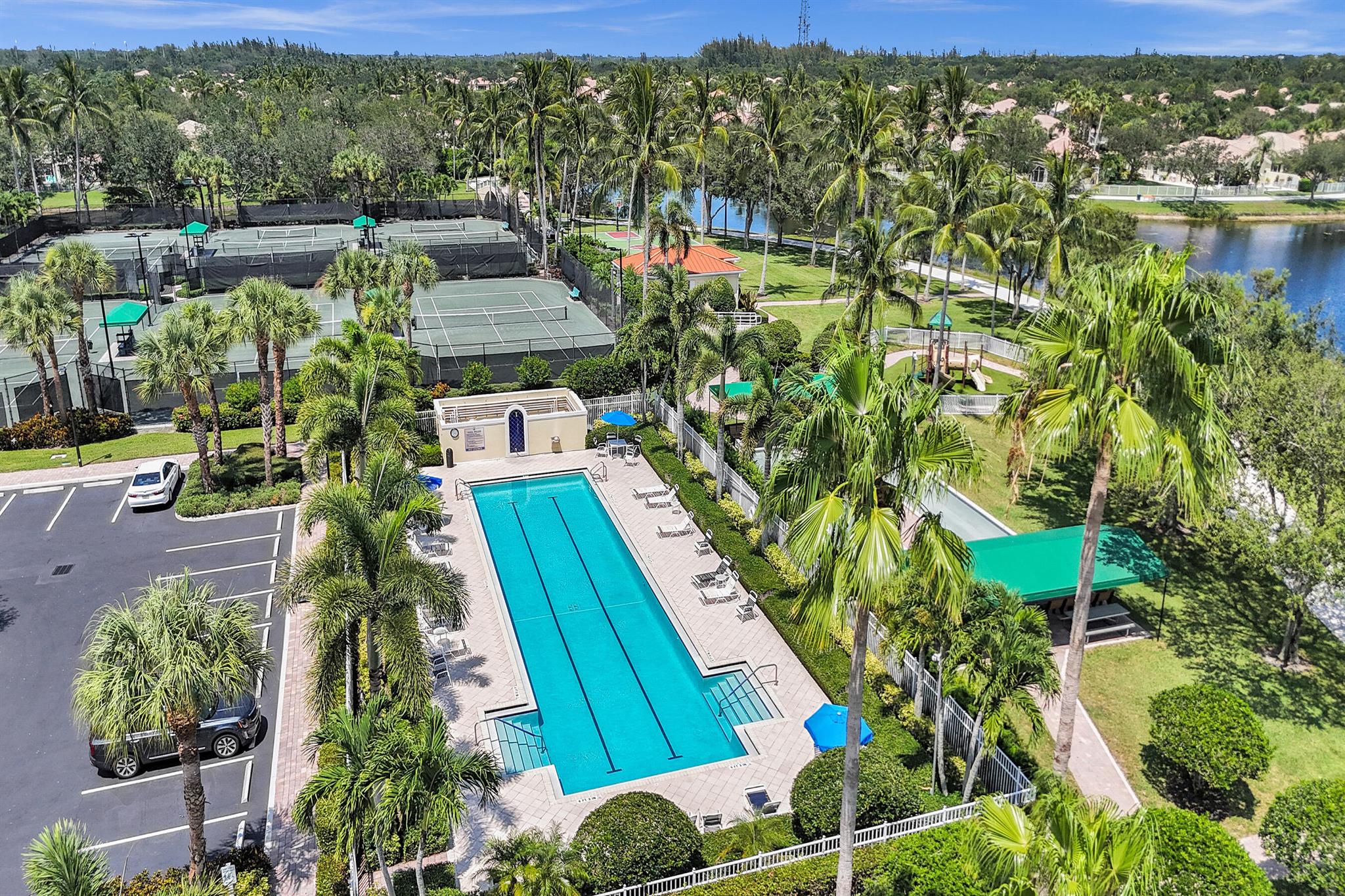 VILLAGEWALK OF WELLINGTON 5 - Residential