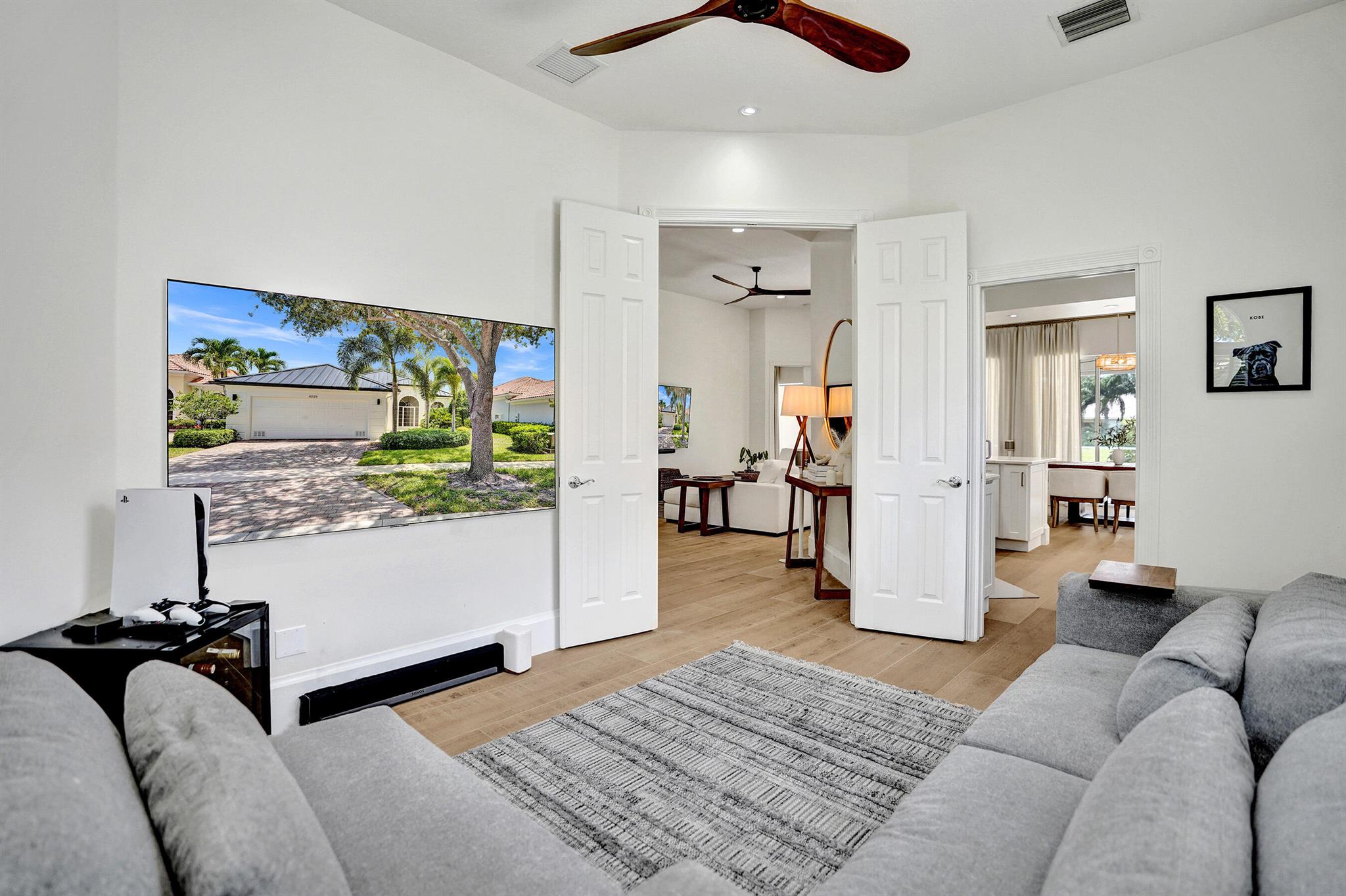 VILLAGEWALK OF WELLINGTON 5 - Residential