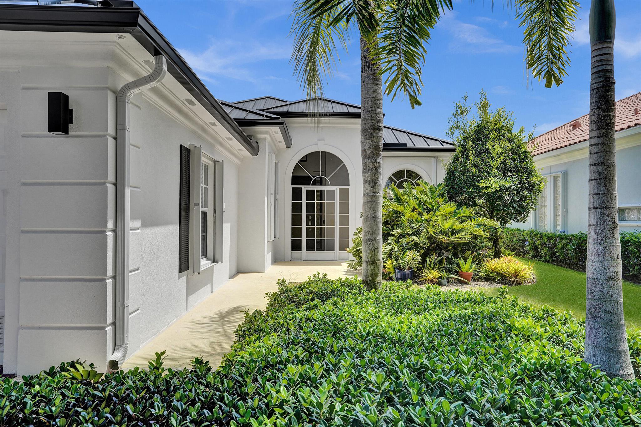 VILLAGEWALK OF WELLINGTON 5 - Residential