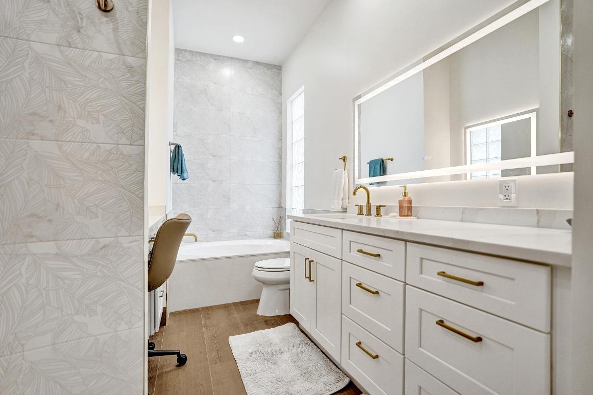 VILLAGEWALK OF WELLINGTON 5 - Residential