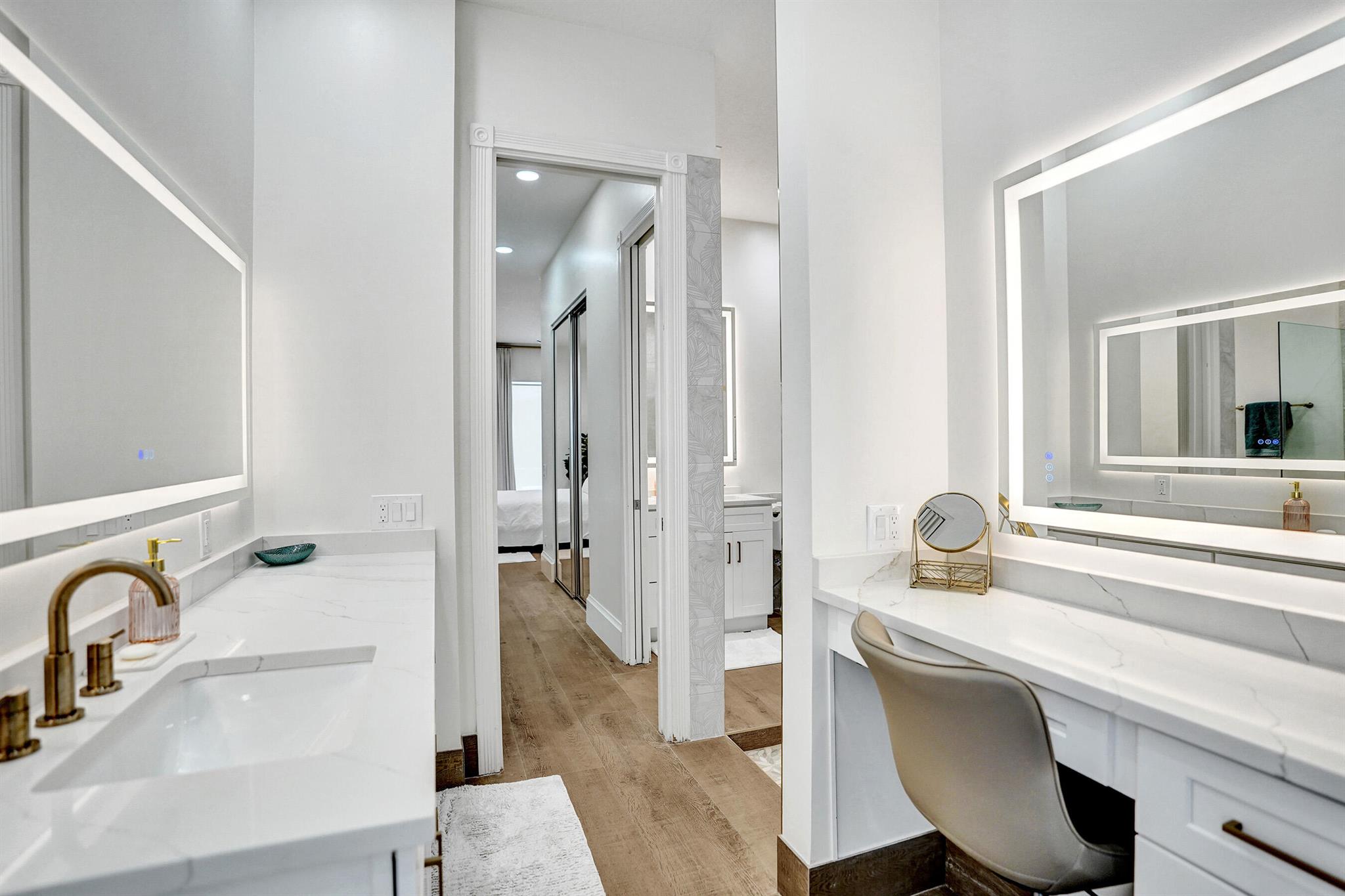 VILLAGEWALK OF WELLINGTON 5 - Residential