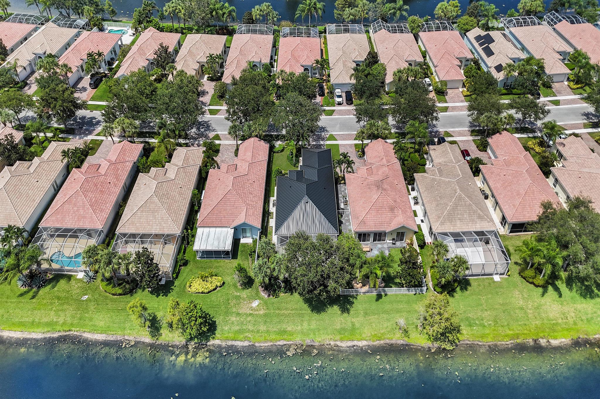 VILLAGEWALK OF WELLINGTON 5 - Residential