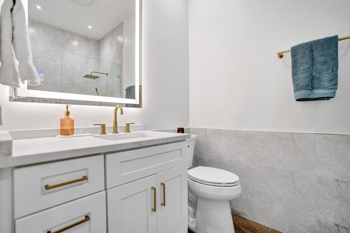 VILLAGEWALK OF WELLINGTON 5 - Residential