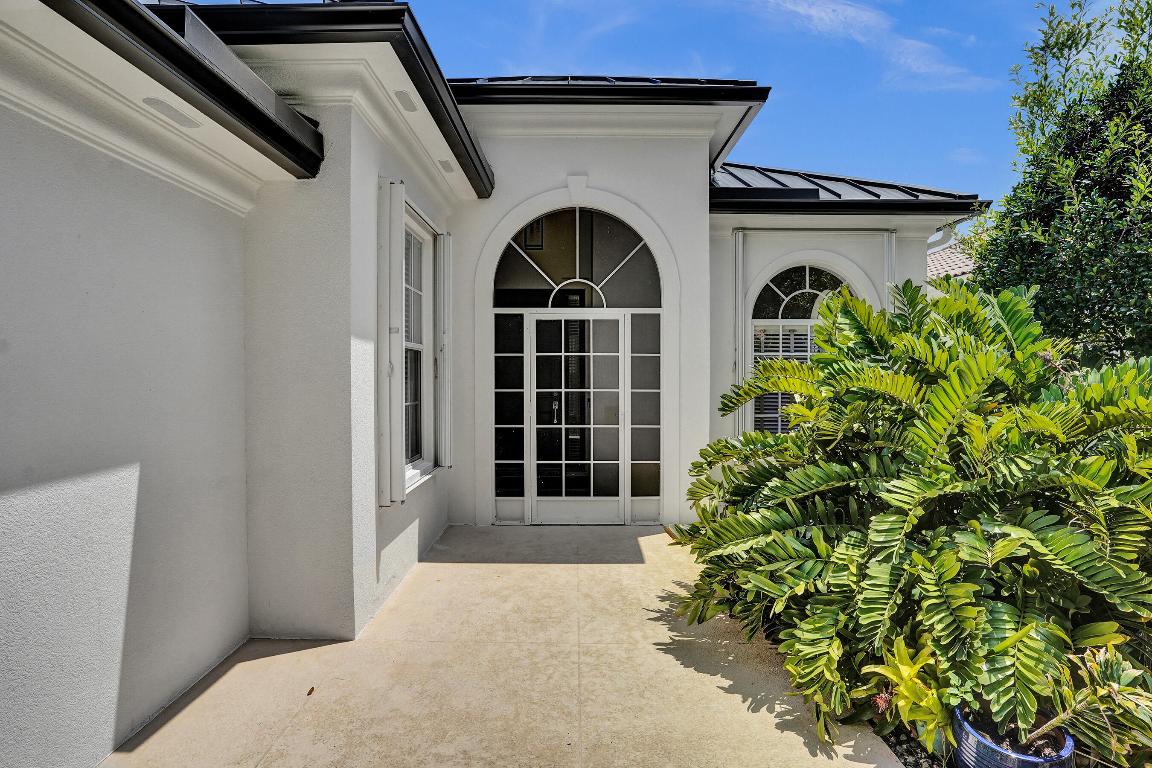 VILLAGEWALK OF WELLINGTON 5 - Residential